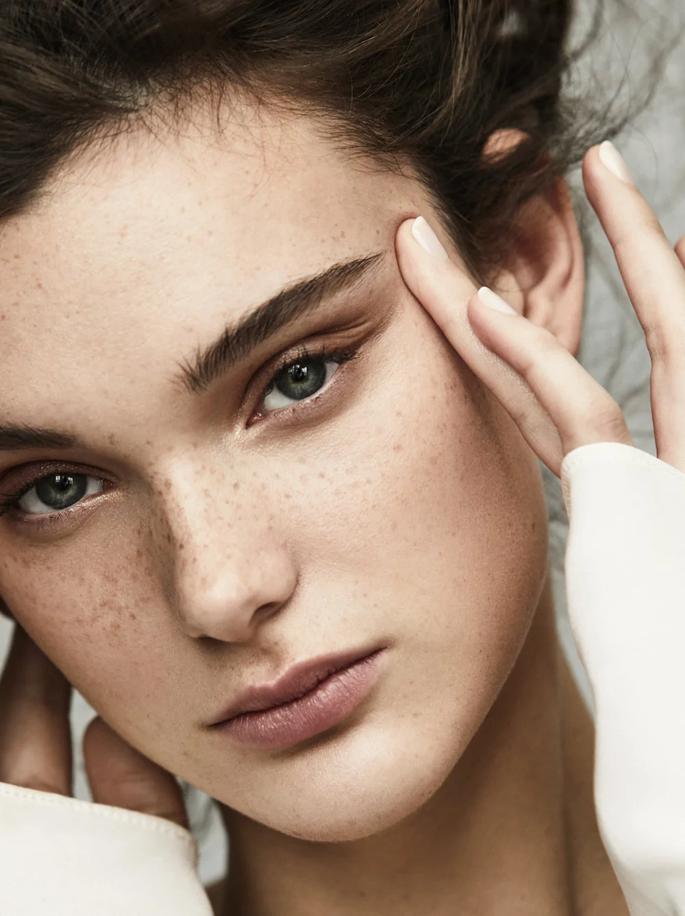 BEAUTY - SARA DIJKINK