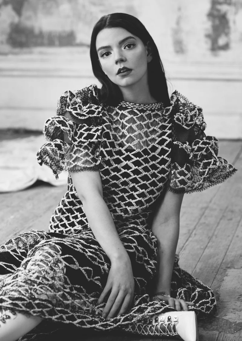 ROLLACOASTER - ANYA TAYLOR-JOY
