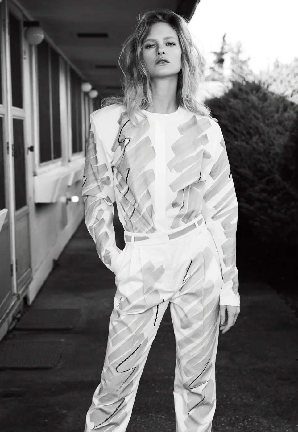GRAZIA ITALIA - HANNAH HOLMAN