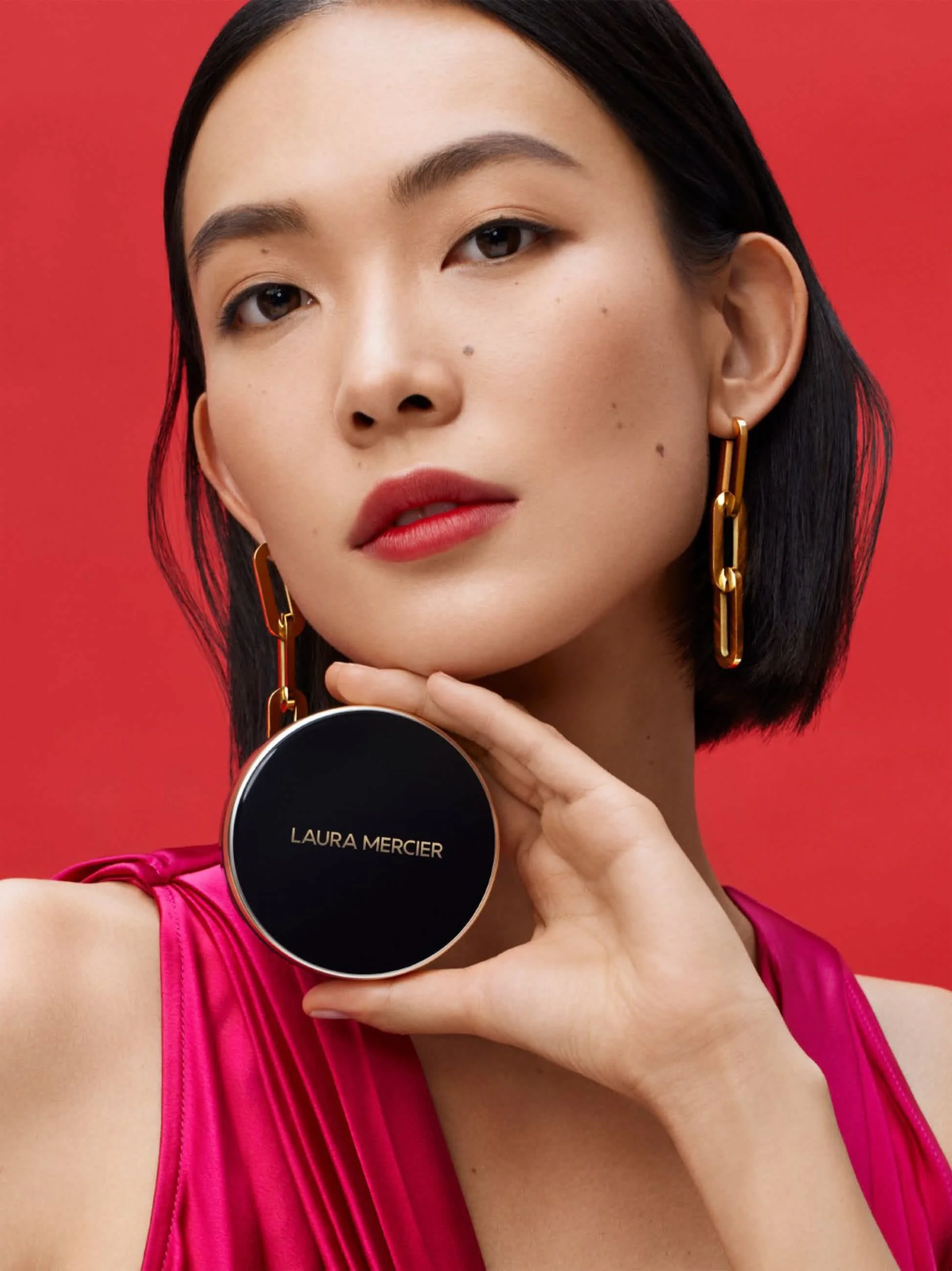 LAURA MERCIER