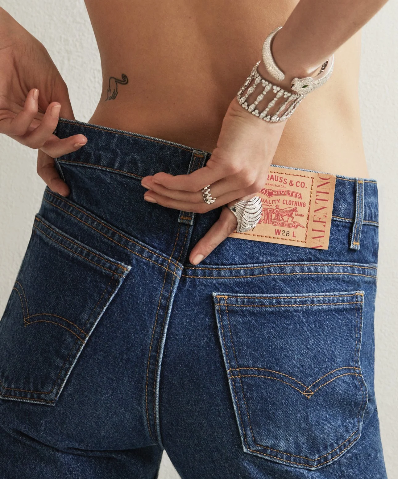 MODERN LUXURY X AMANDA GOOGE