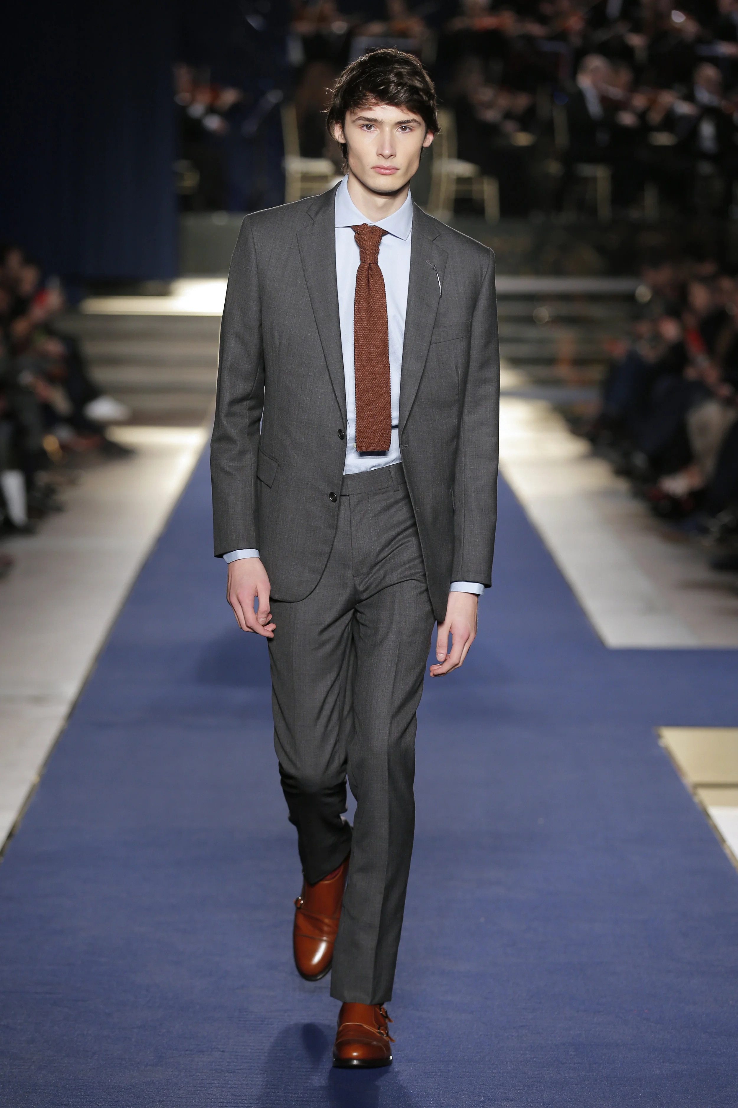 2018_BrooksBrothers_looks_03.jpg
