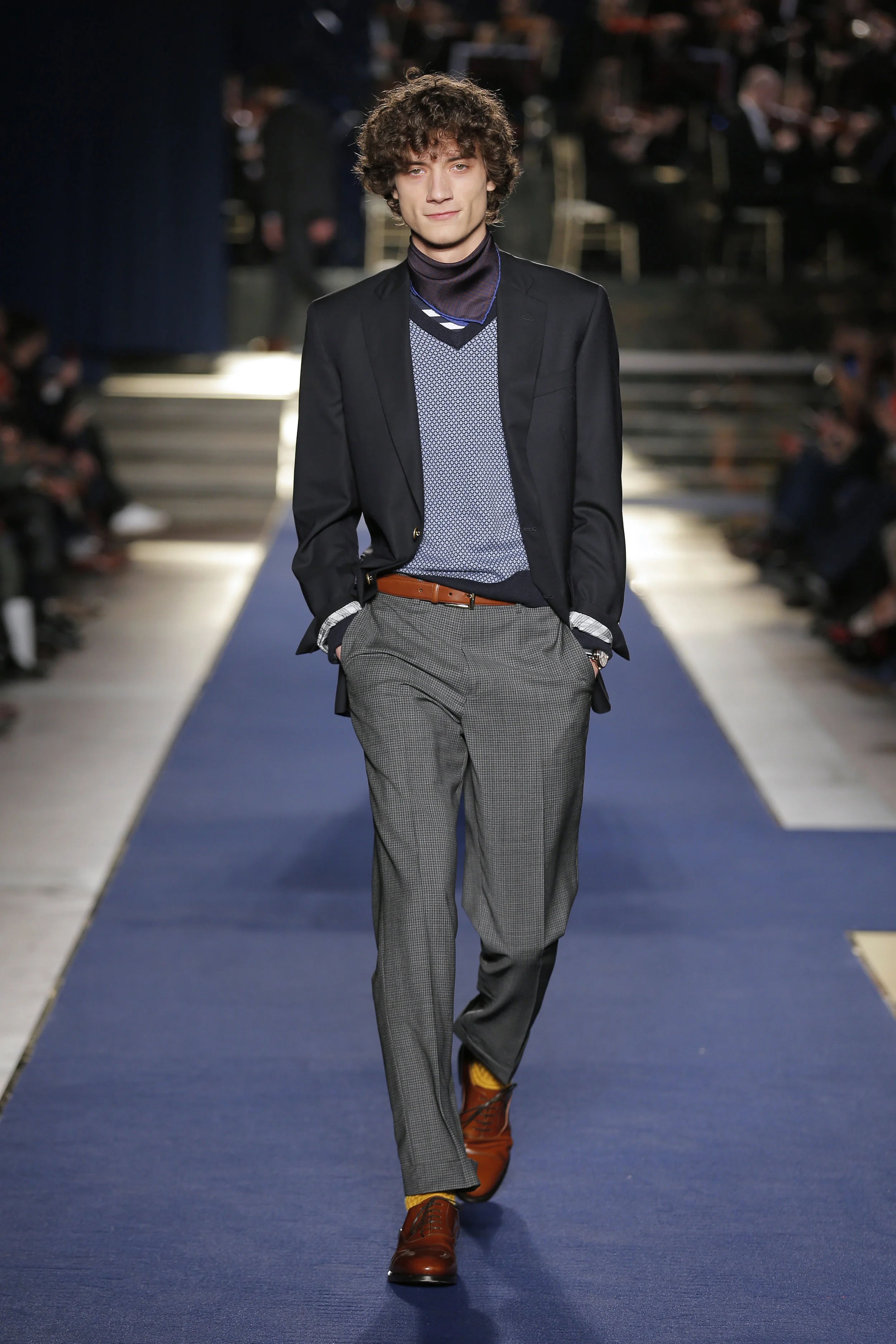 2018_BrooksBrothers_looks_06.jpg