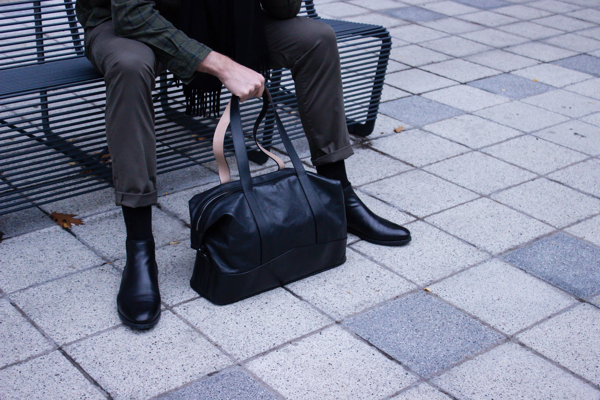 Thomas Clipper All Leather Overnight Bag 02.jpg