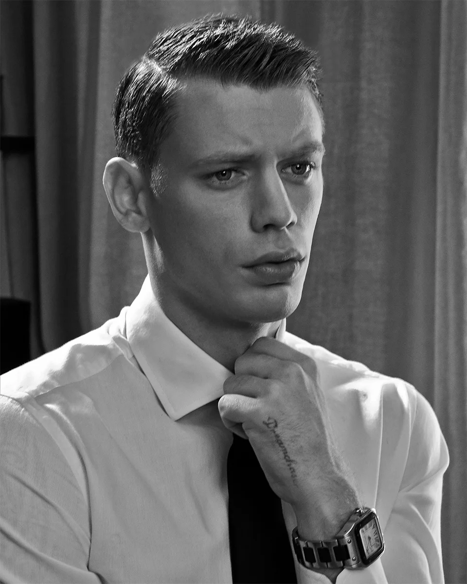 Shirt - Enrico Coveri , Tie - Marinella , Watch - Cartier