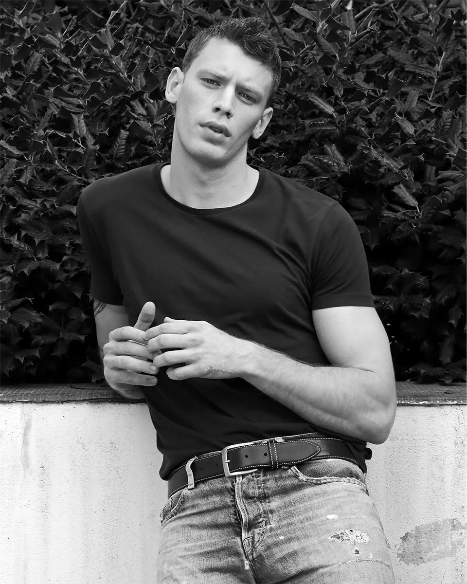 T-shirt - MM6 by Maison Martin Margiela , Jeans - John Richmond , Belt - Giorgio Armani
