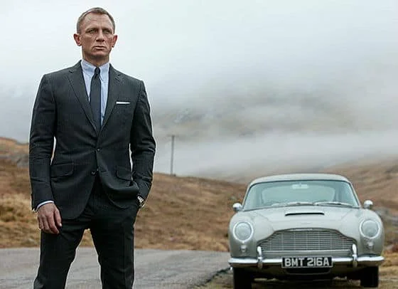 james-bond-smart-casual.jpg