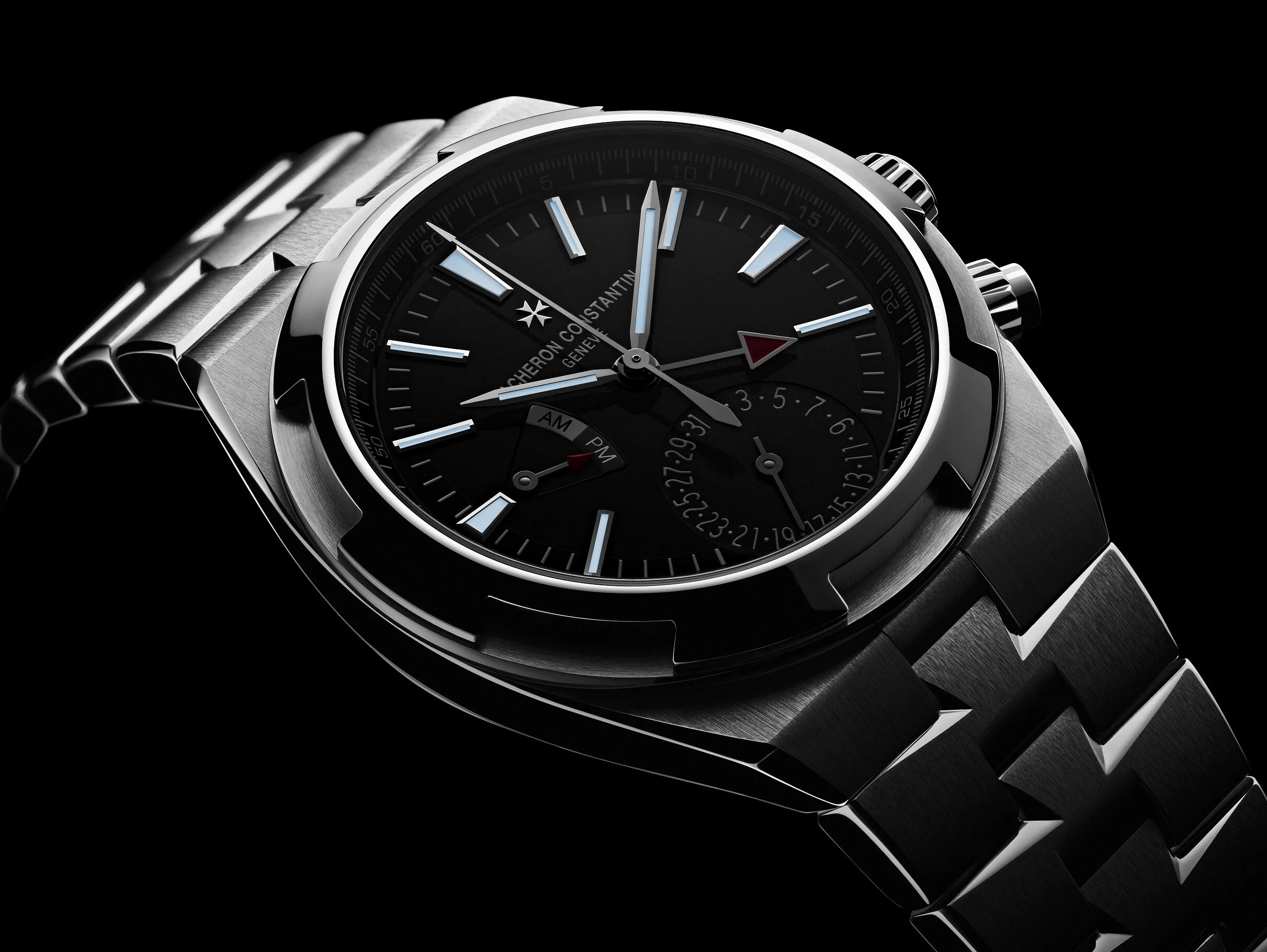 Vacheron Constantin launches new Overseas model