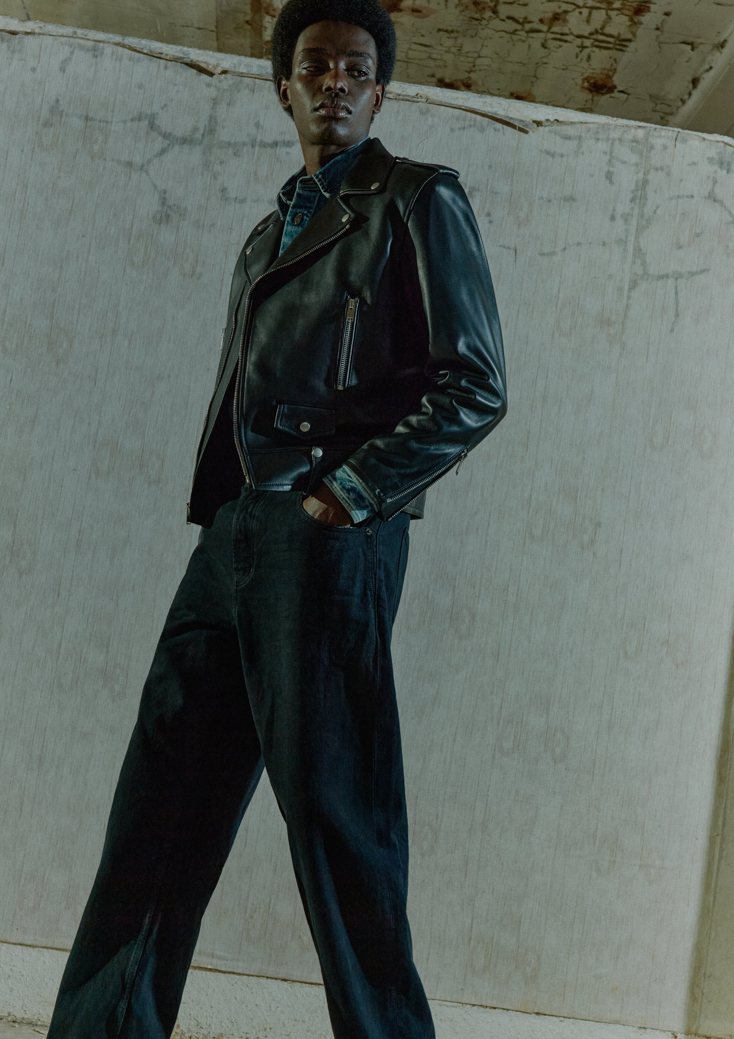 MR PORTER_THE NEW ESSENTIALS CAMPAIGN_LEATHER_09.jpg