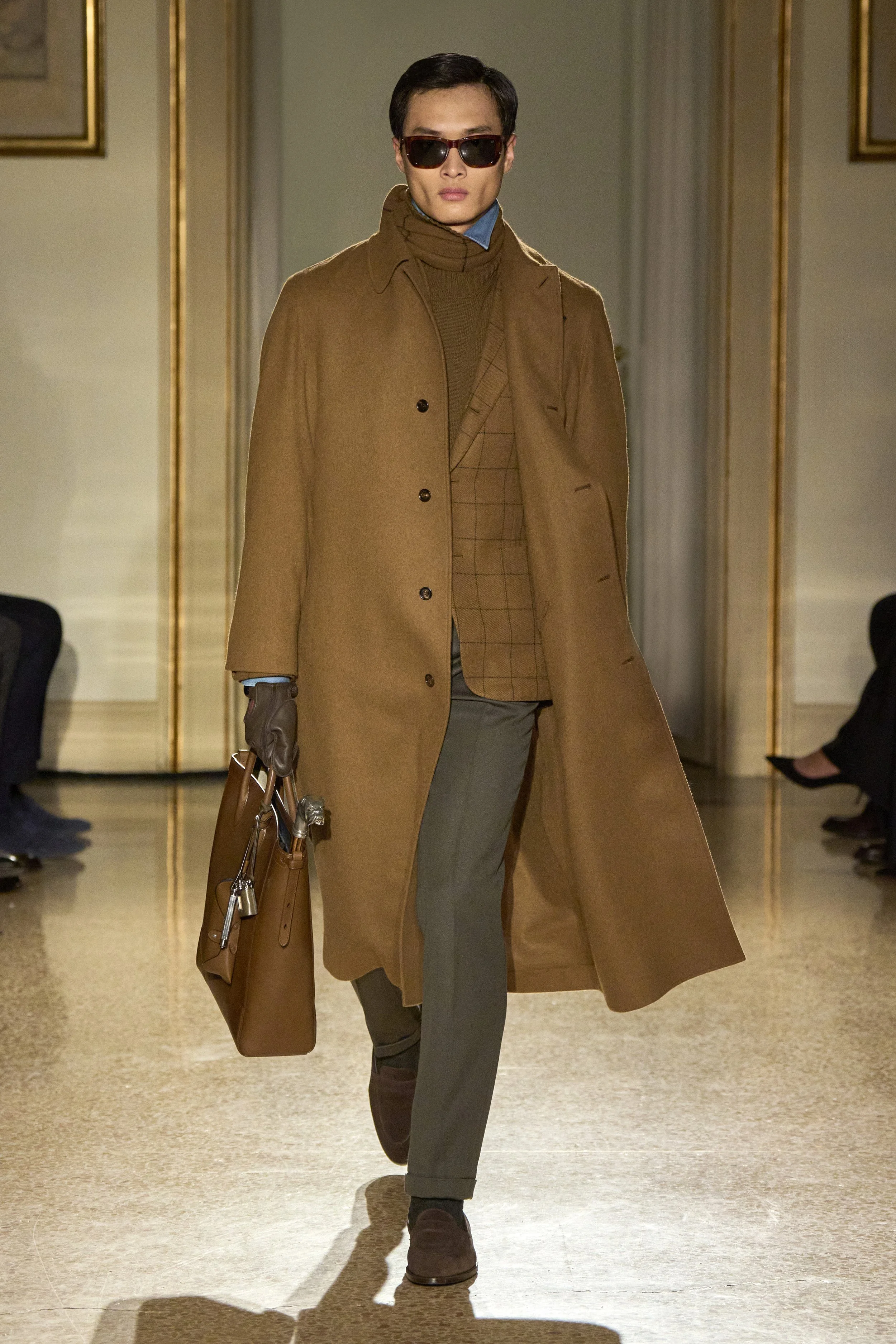 dunhill_AW25_VogueRunway_Look_05.jpg