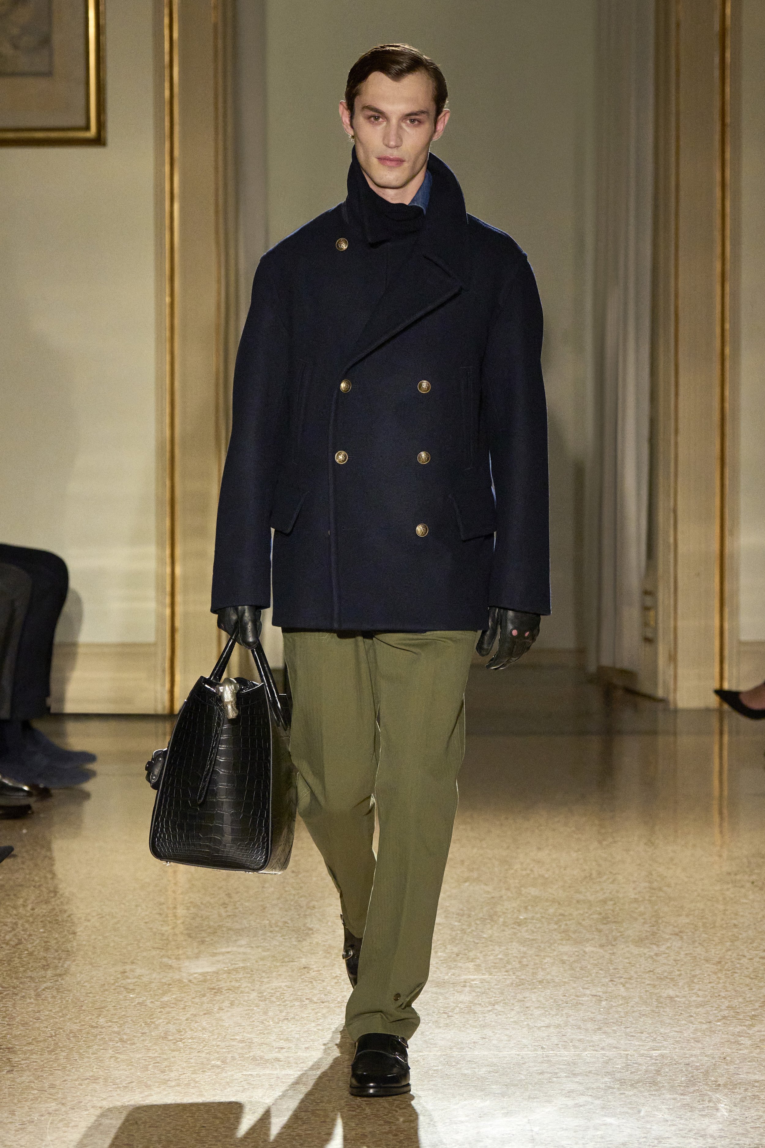 dunhill_AW25_VogueRunway_Look_06.jpg