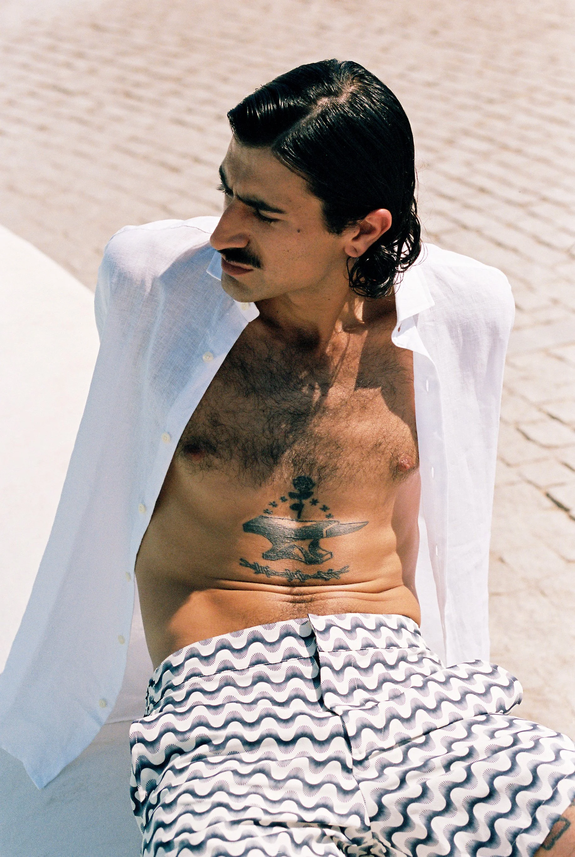 Copy of R1-05945-0007.JPG