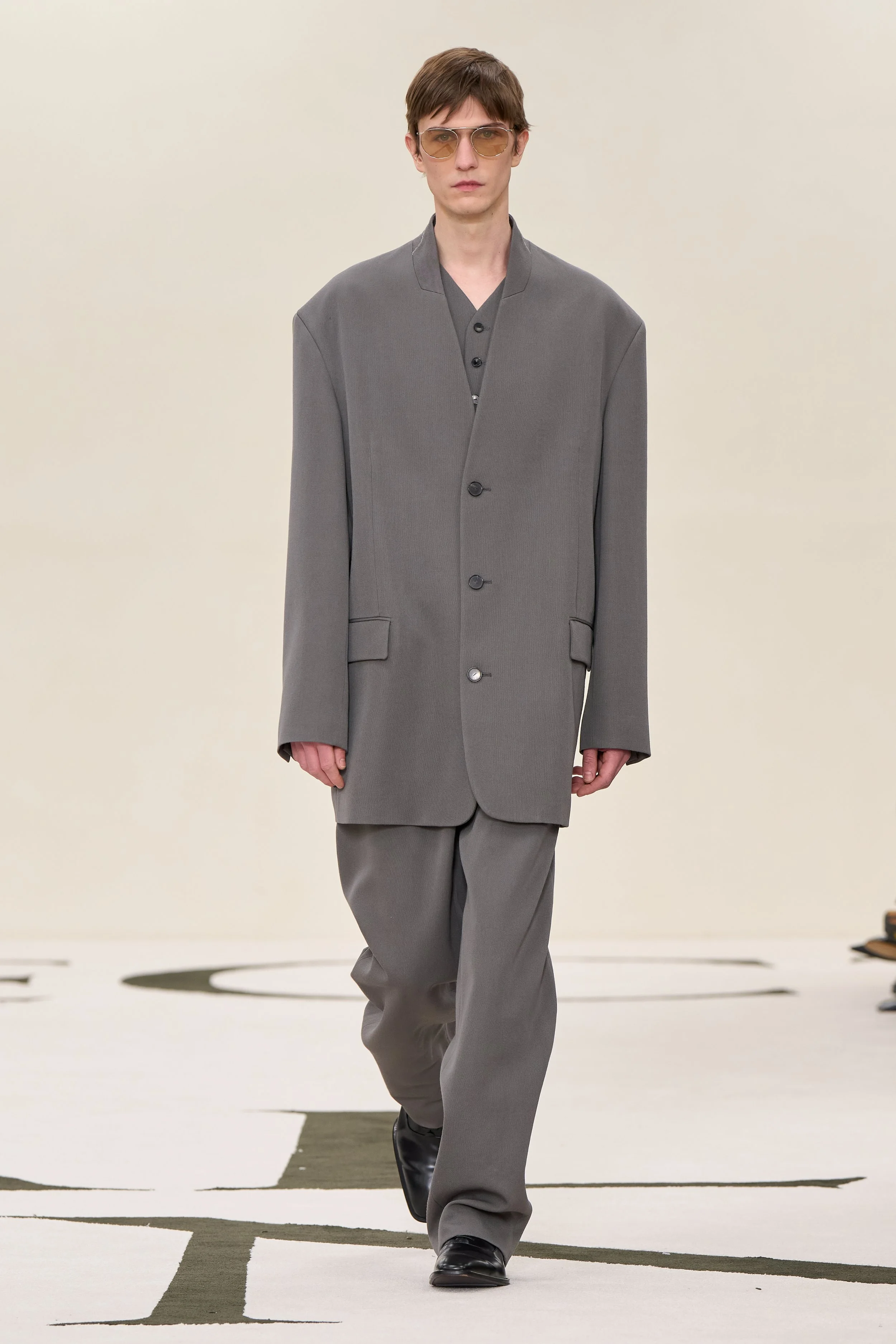 Calvin Klein Collection Look 02.jpg