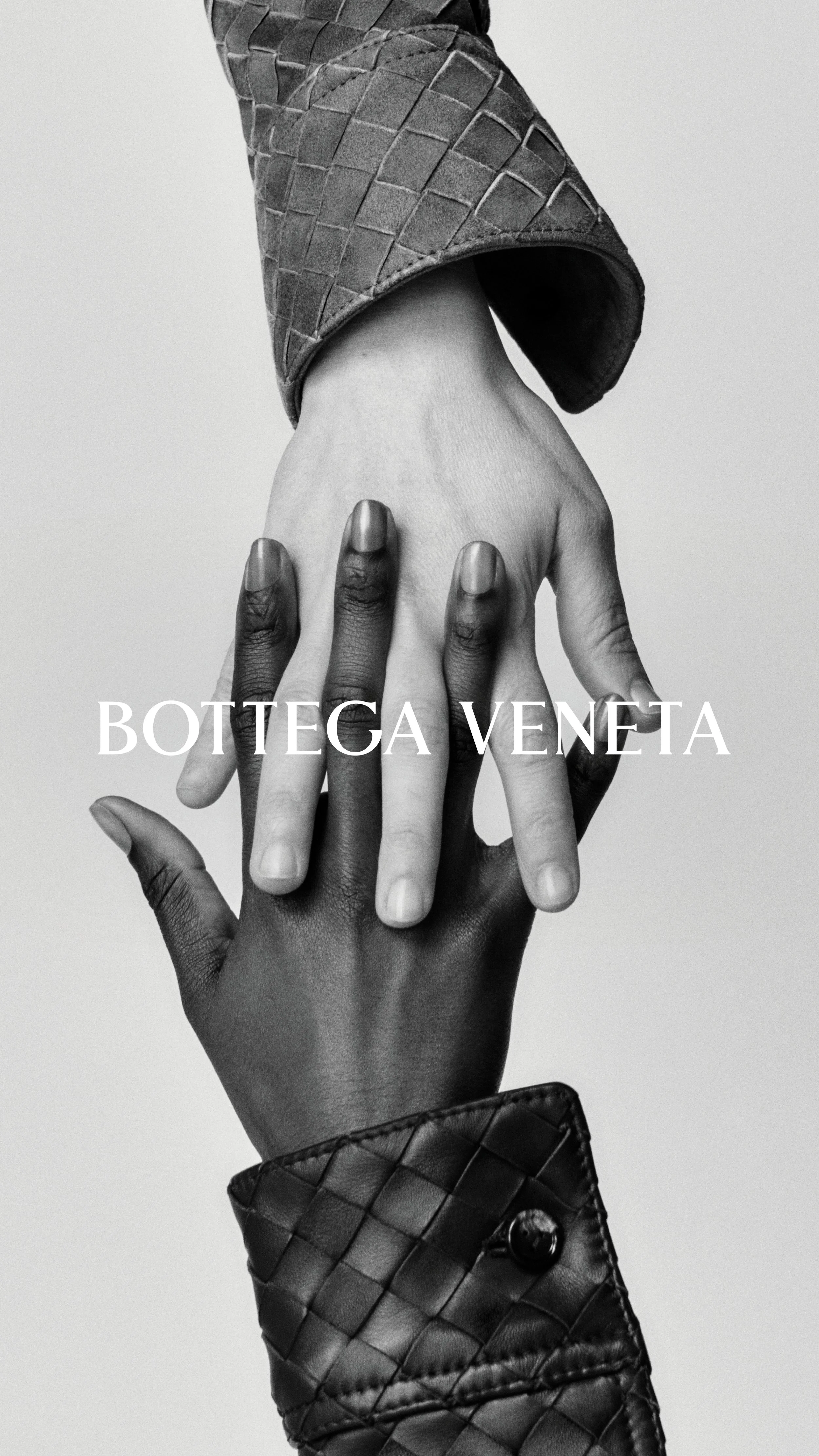 BOTTEGA VENETA_CRAFT IS OUR LANGUAGE_HAND GESTURE_9X16_2.jpg