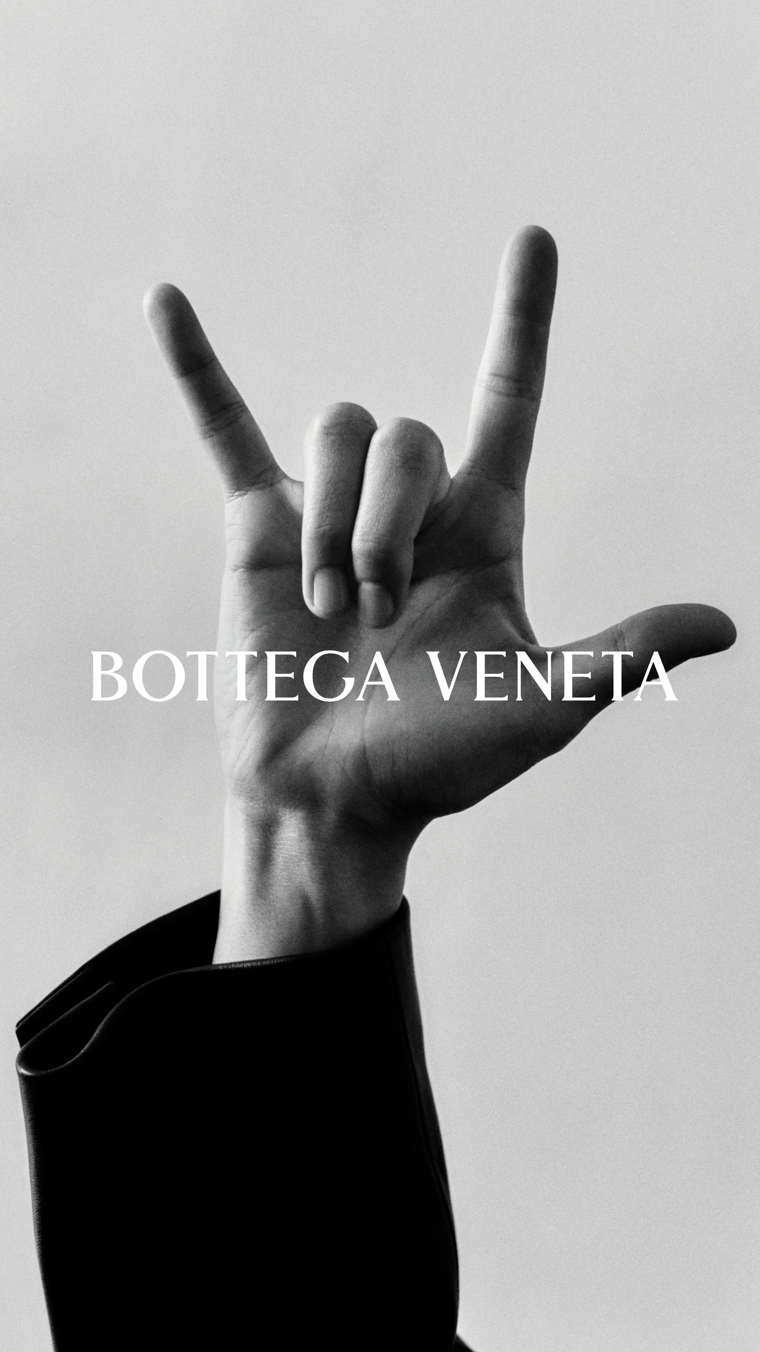 BOTTEGA VENETA_CRAFT IS OUR LANGUAGE_HAND GESTURE_9X16_5.jpg