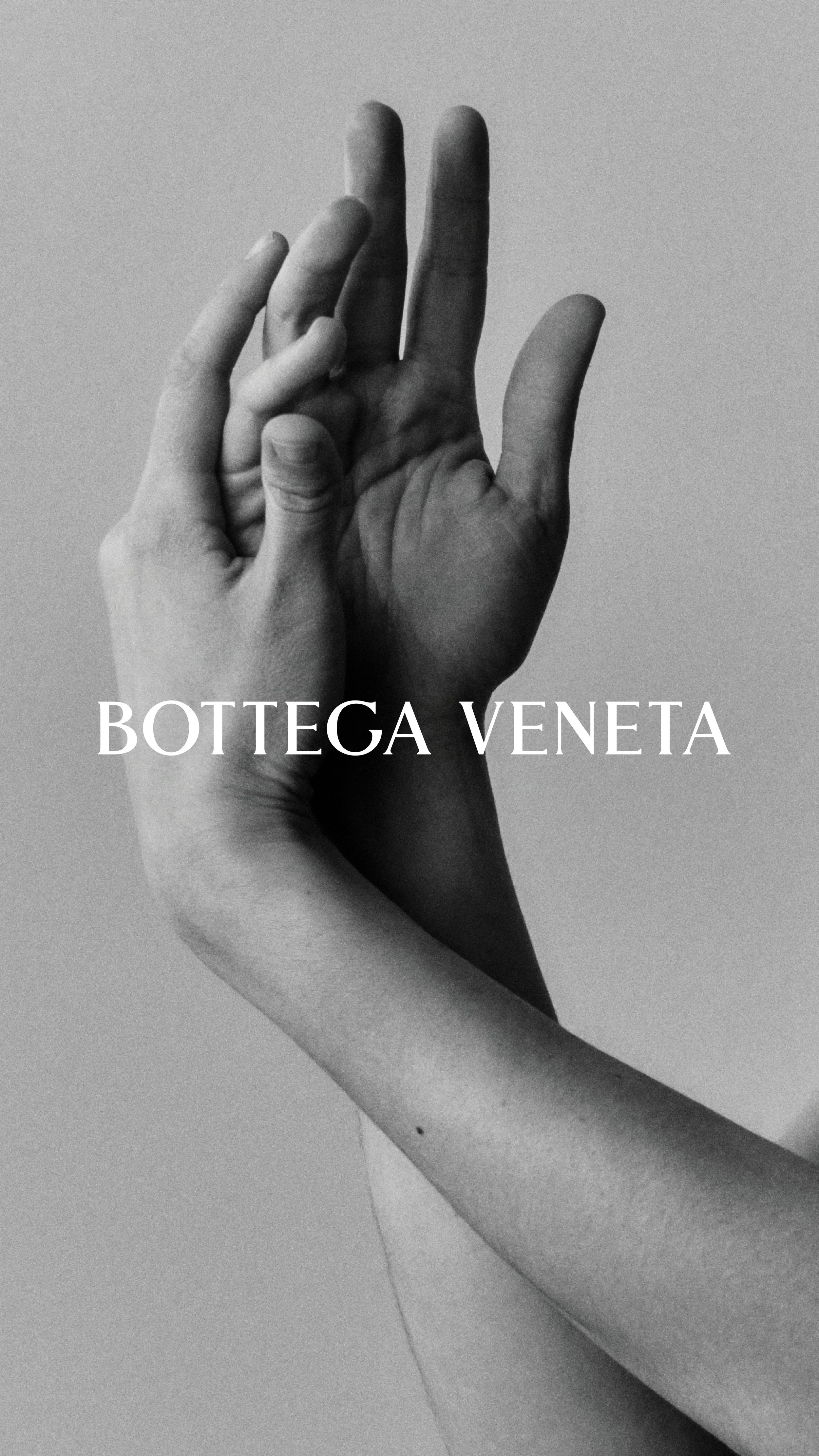 BOTTEGA VENETA_CRAFT IS OUR LANGUAGE_HAND GESTURE_9X16_16.jpg