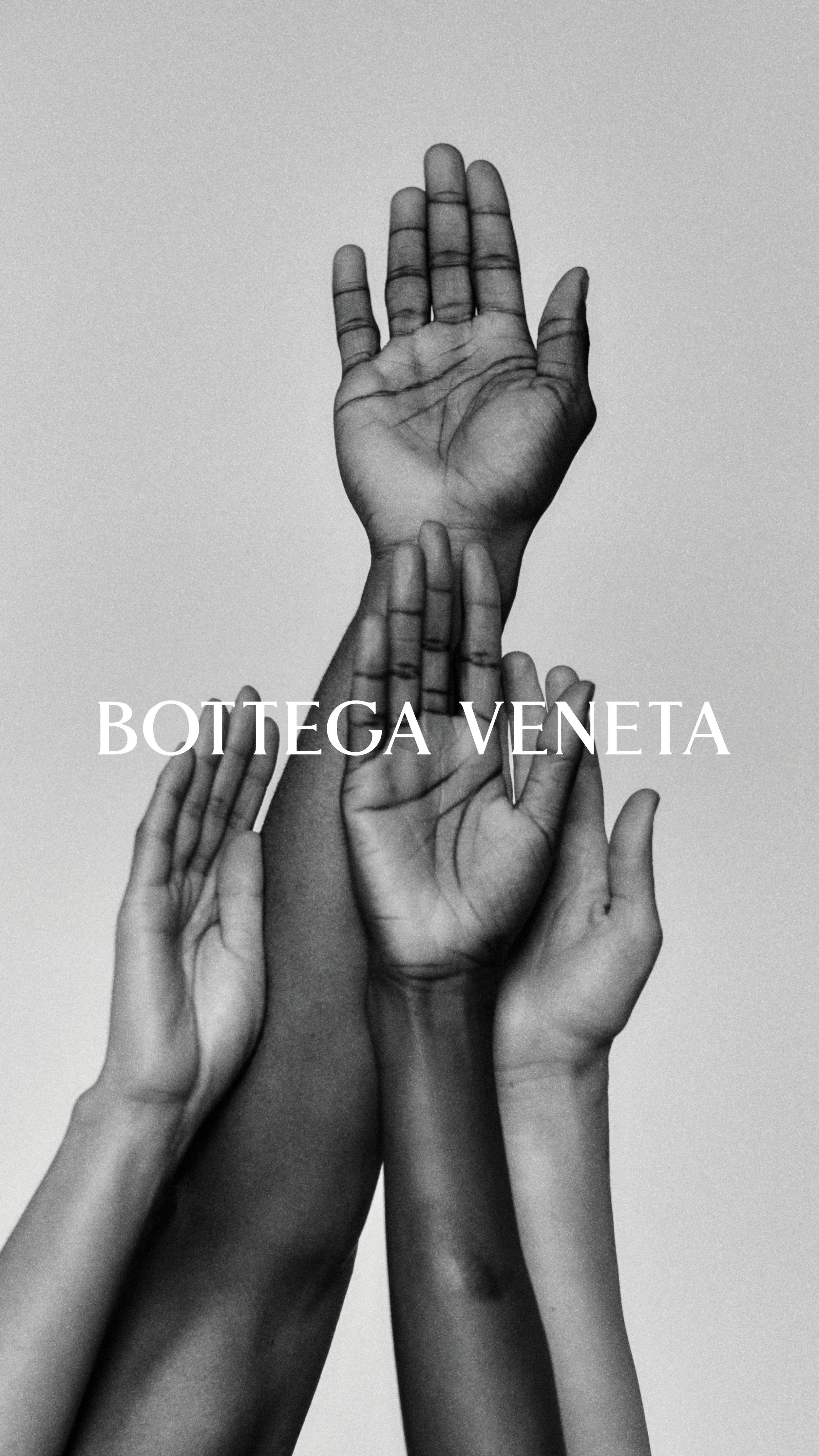 BOTTEGA VENETA_CRAFT IS OUR LANGUAGE_HAND GESTURE_9X16_21.jpg