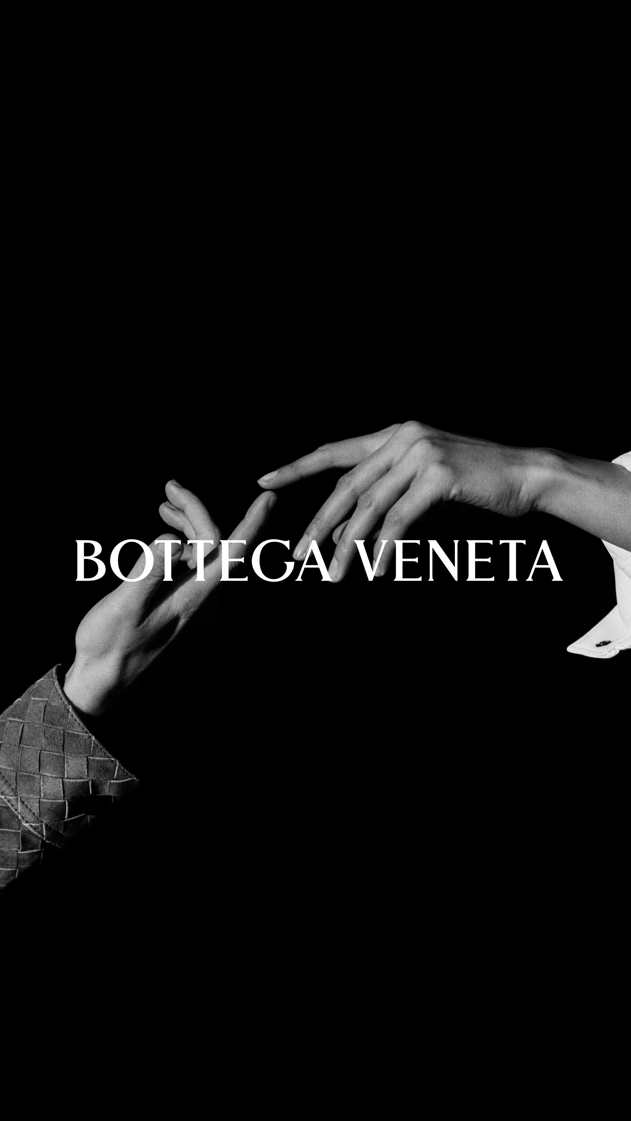 BOTTEGA VENETA_CRAFT IS OUR LANGUAGE_HAND GESTURE_9X16_24.jpg