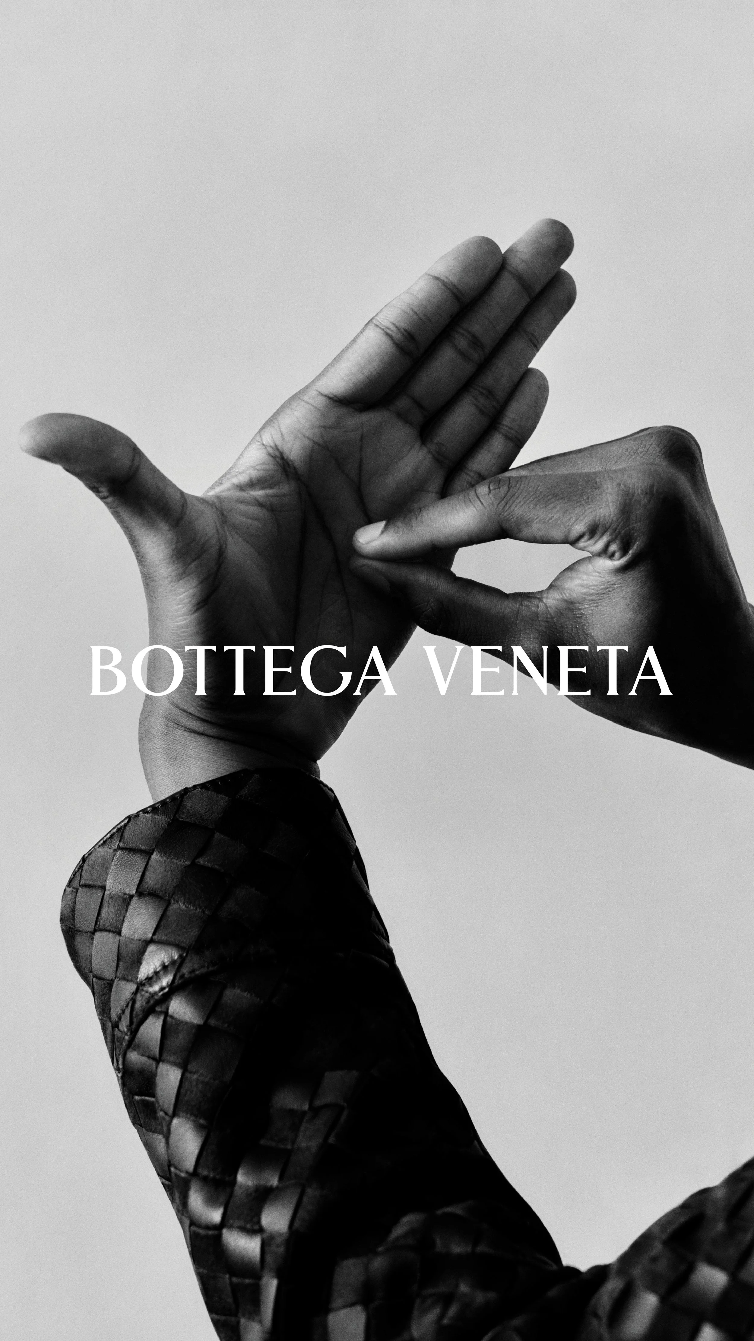 BOTTEGA VENETA_CRAFT IS OUR LANGUAGE_HAND GESTURE_9X16_23.jpg
