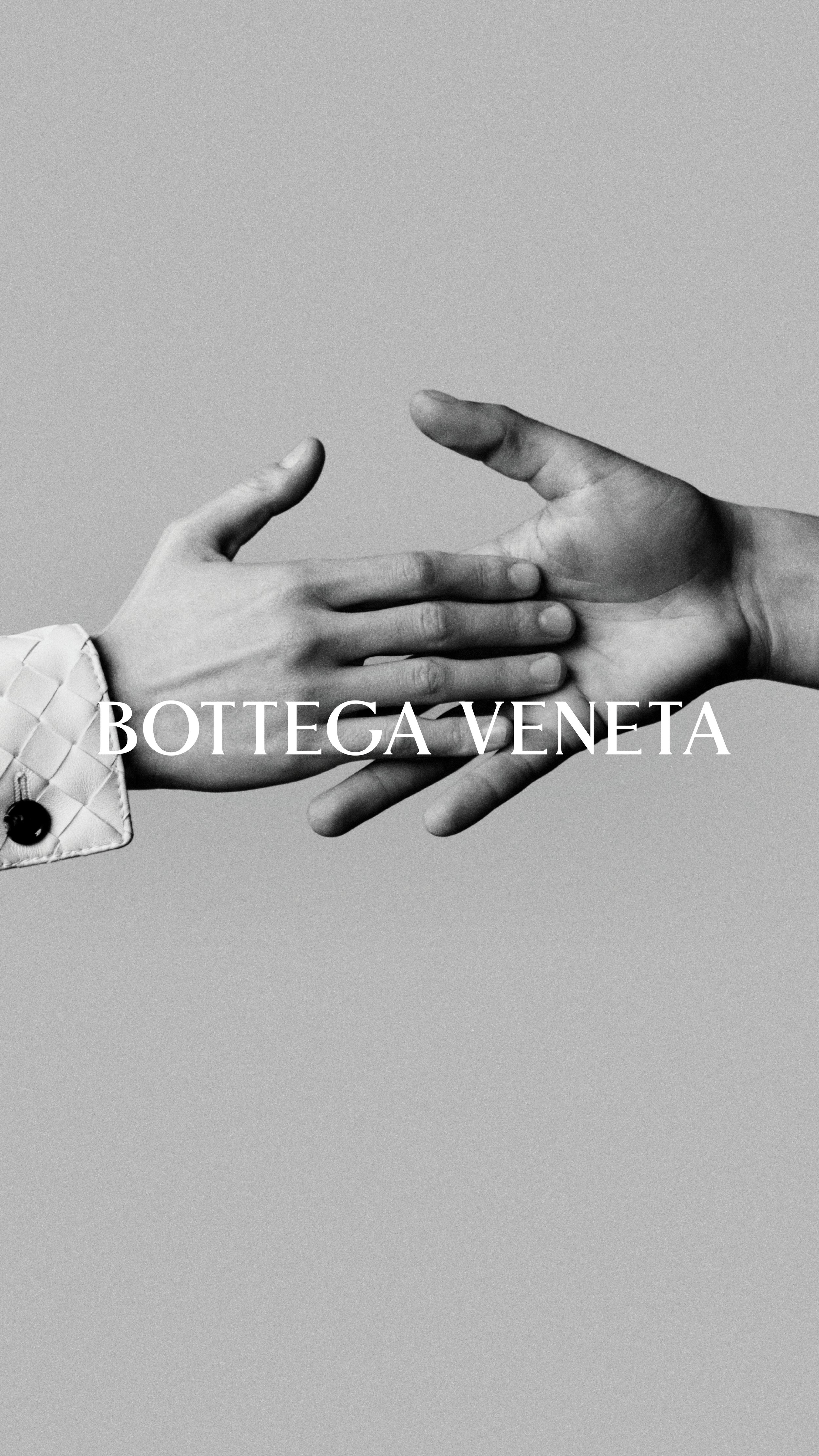 BOTTEGA VENETA_CRAFT IS OUR LANGUAGE_HAND GESTURE_9X16_25.jpg