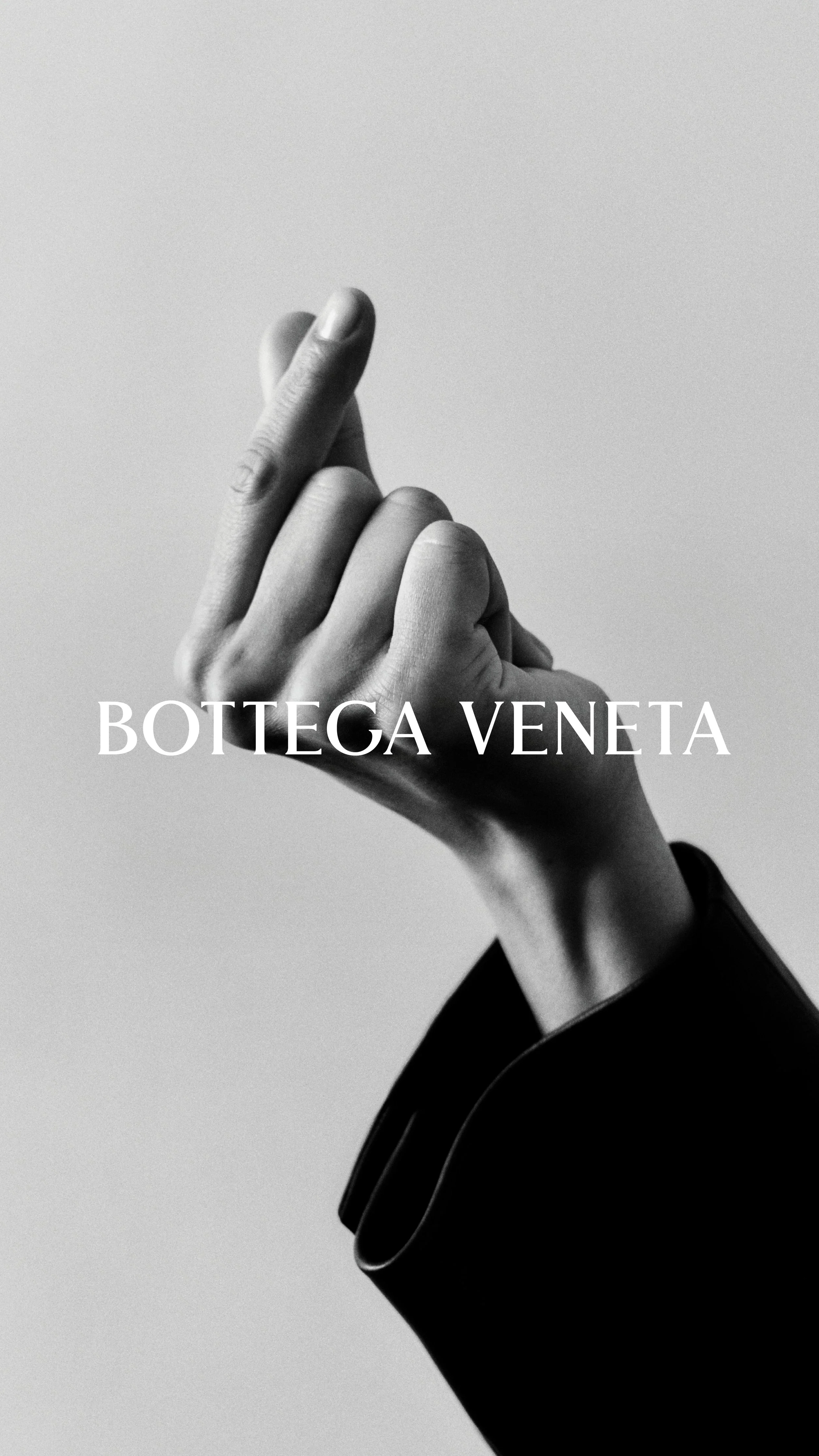 BOTTEGA VENETA_CRAFT IS OUR LANGUAGE_HAND GESTURE_9X16_27.jpg