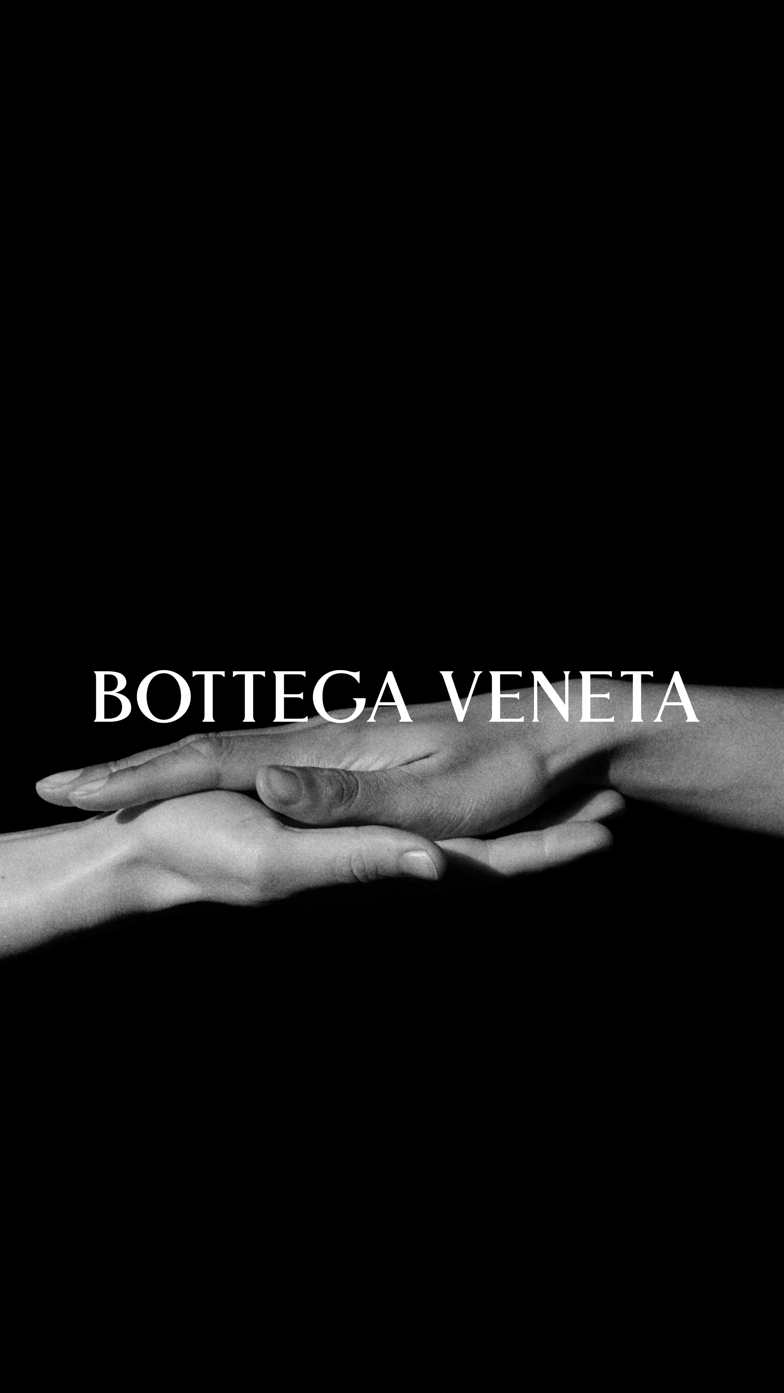 BOTTEGA VENETA_CRAFT IS OUR LANGUAGE_HAND GESTURE_9X16_30.jpg