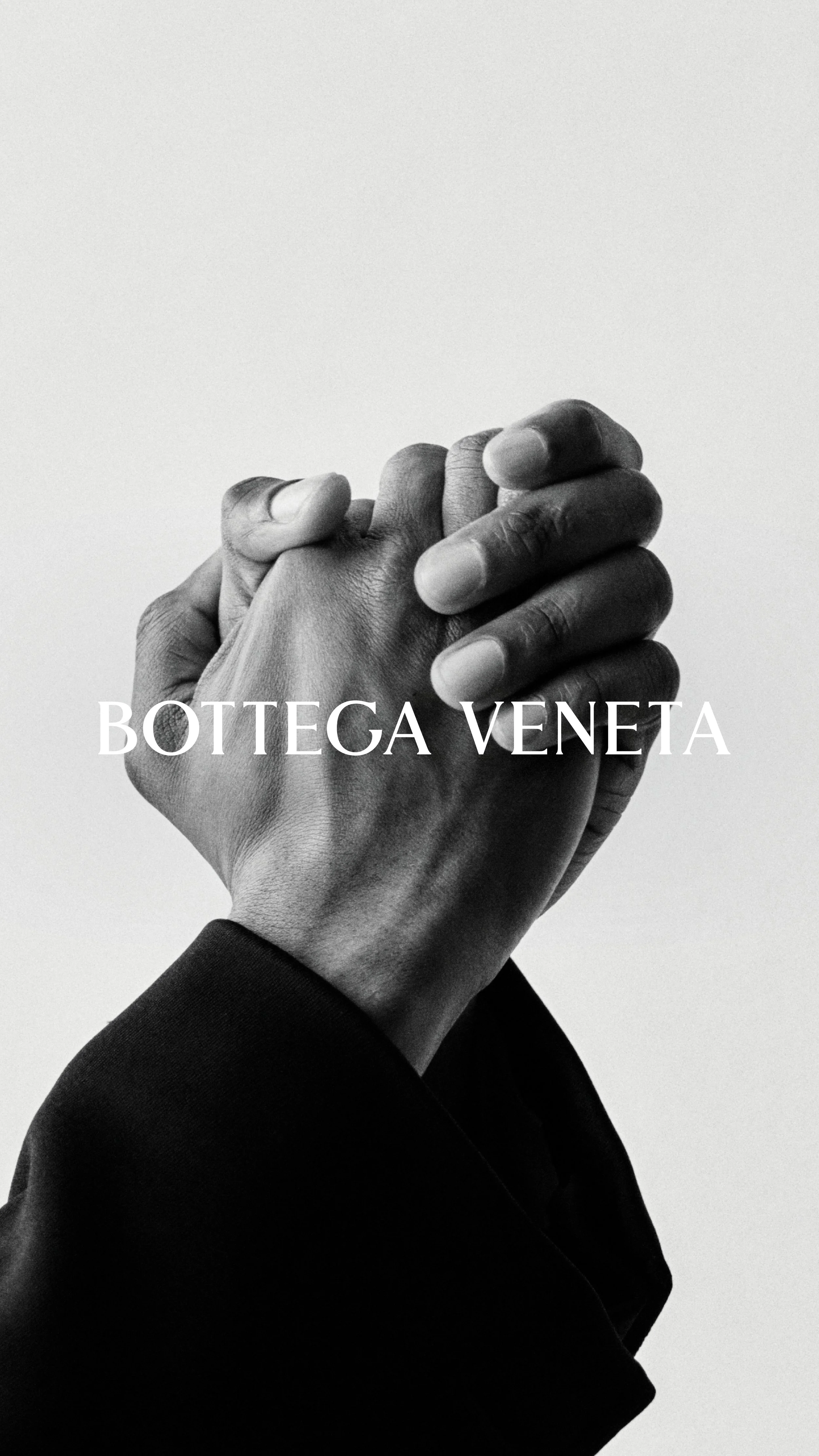BOTTEGA VENETA_CRAFT IS OUR LANGUAGE_HAND GESTURE_9X16_32.jpg