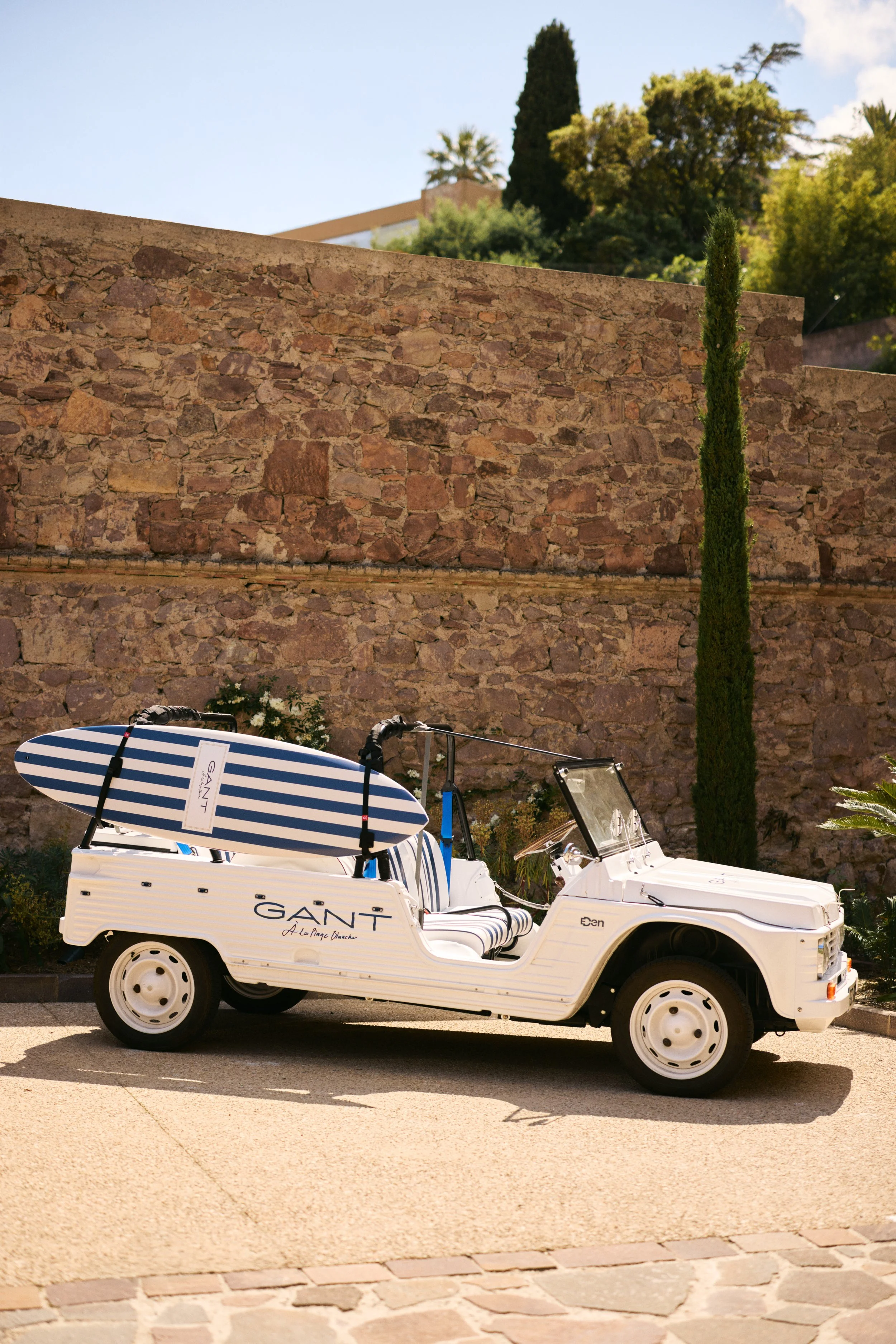 GANT_La Plage Blanche_Mehari_credit Davide Frandi.jpg