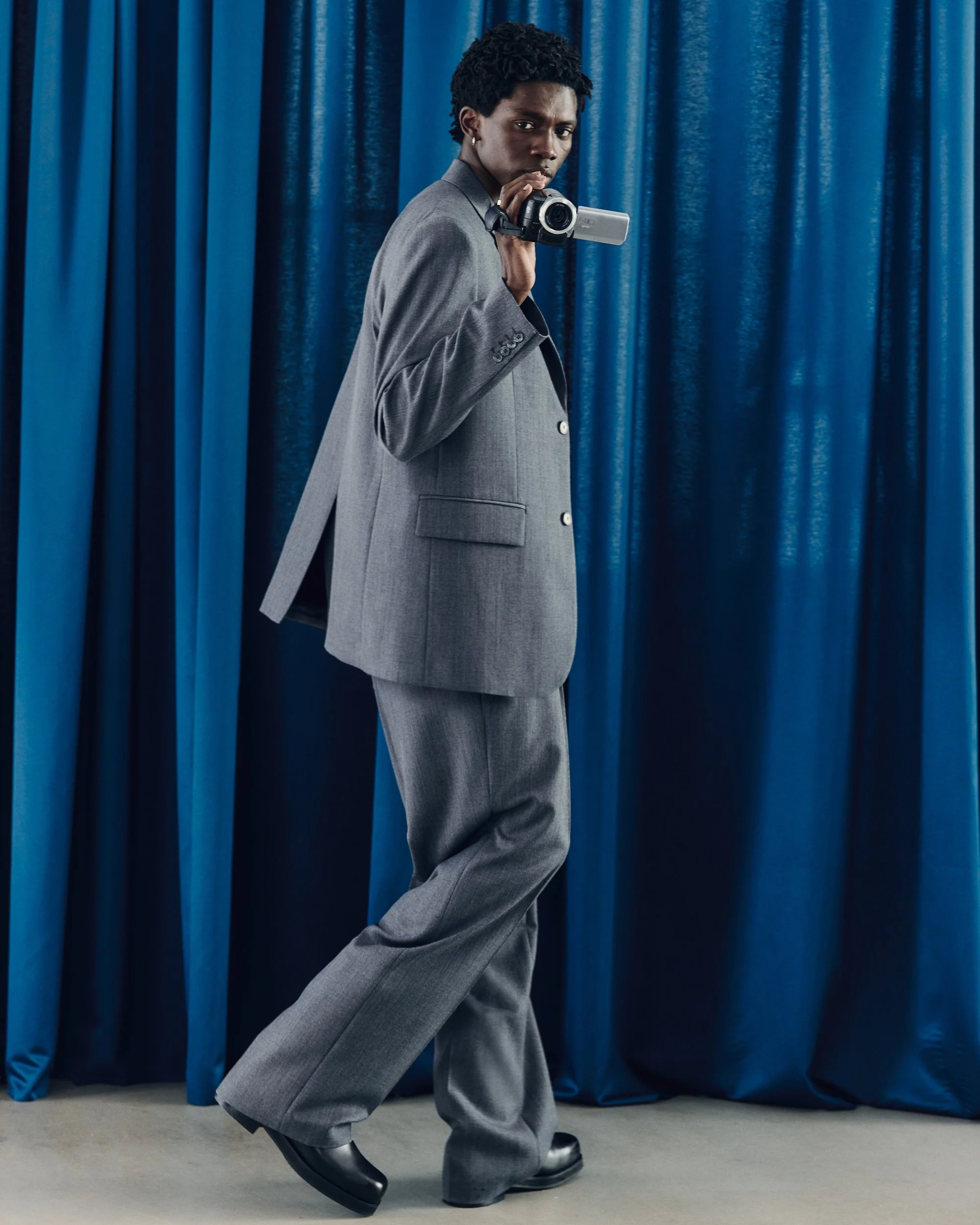 H&amp;M Atelier Steps Into Pre-Fall Menswear With Ease