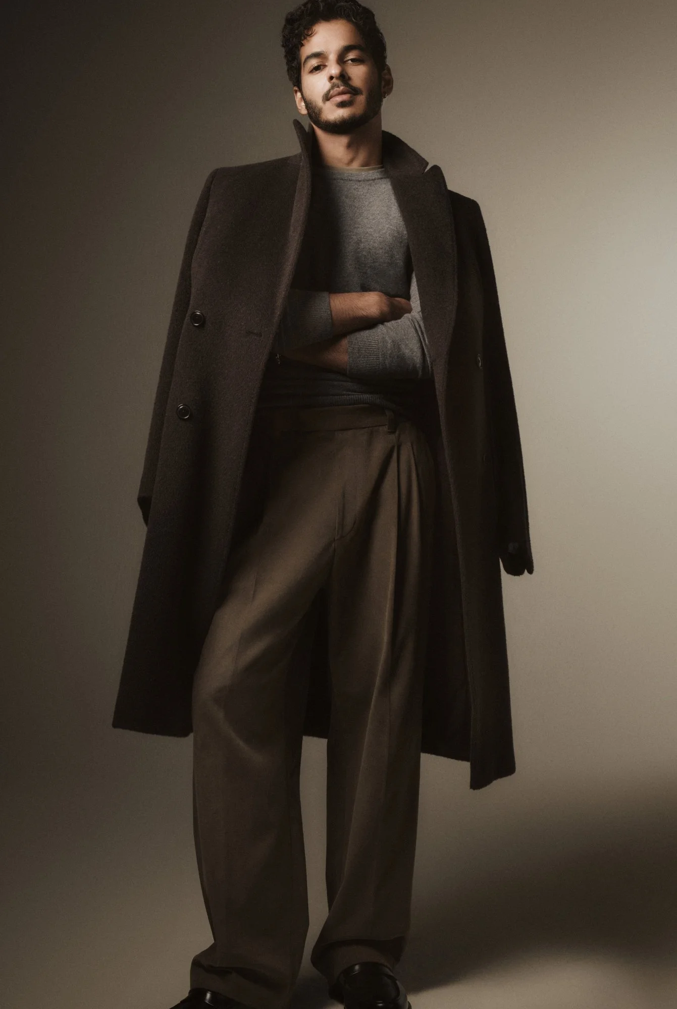 FALL_WINTER_2025_BOSS_GLOBAL_CAMPAIGN_ISHAAN_KHATTER_002_2x3__image-mid-res.jpeg