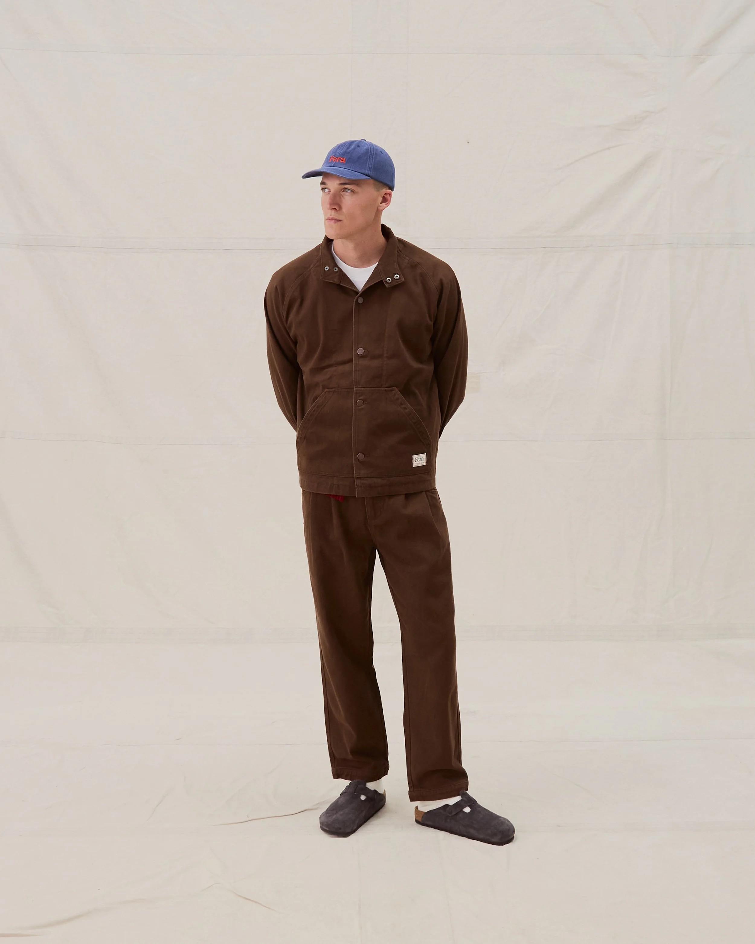 Fera - Low Collar Brown - 3.jpg