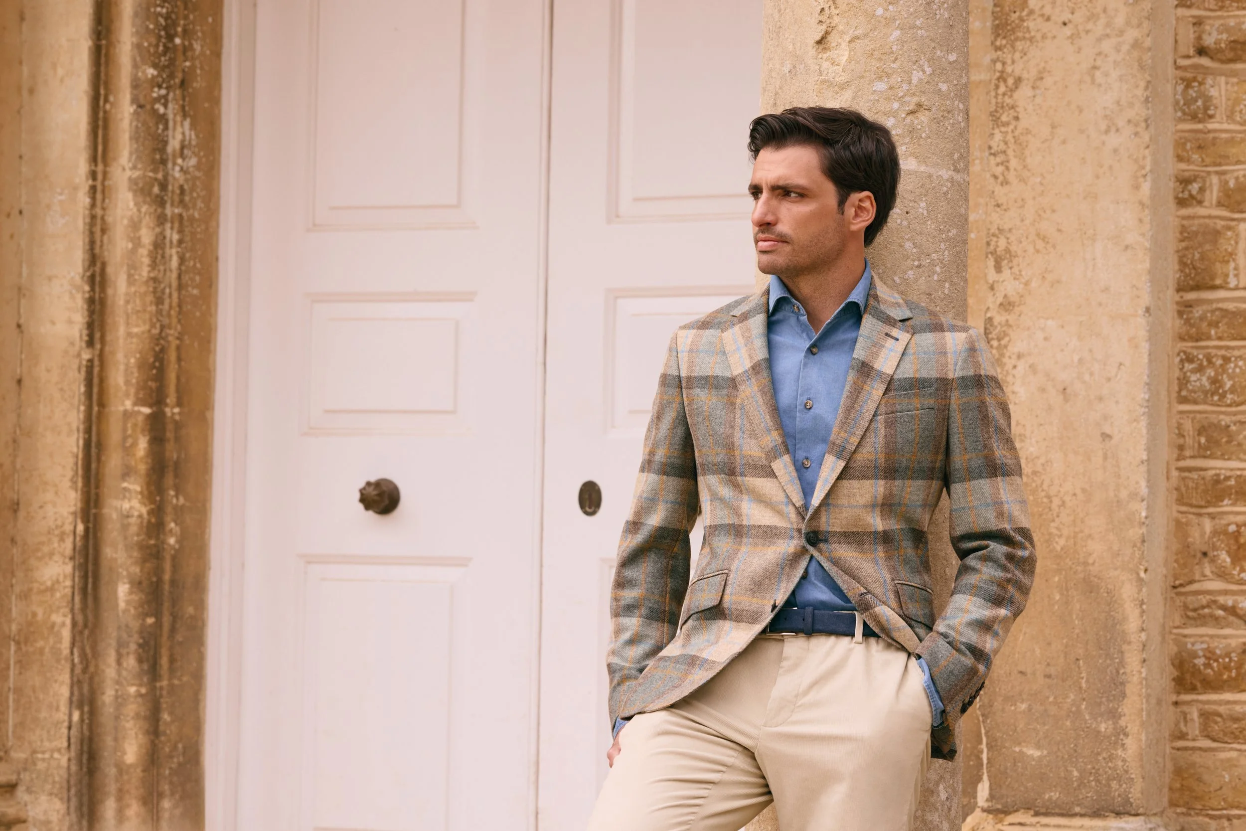 HACKETT_AW25_BC_SHOT_6_117f2_300DPI.jpg