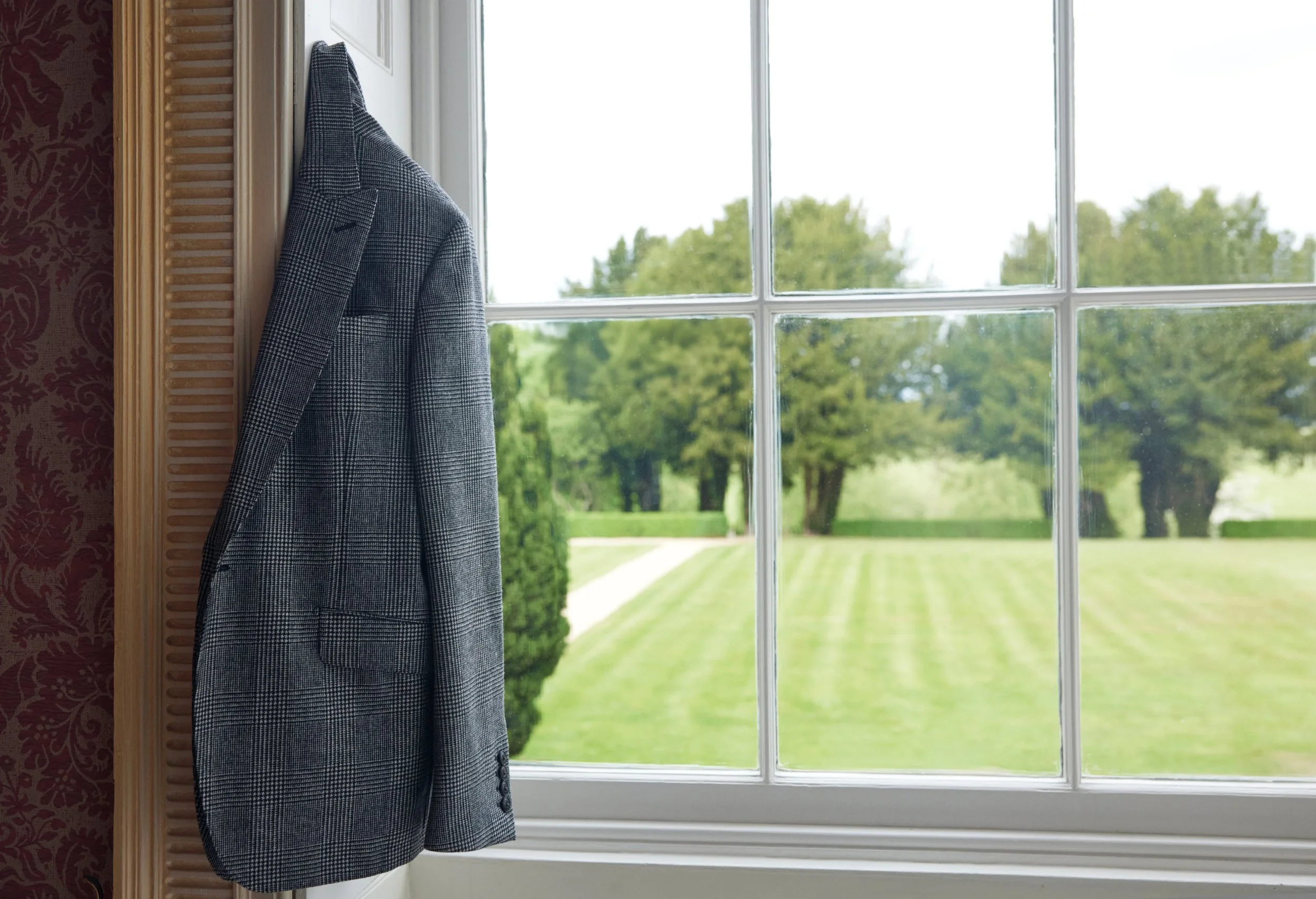 HACKETT_AW25_SL_Shot 02_2643f1_300DPI.jpg