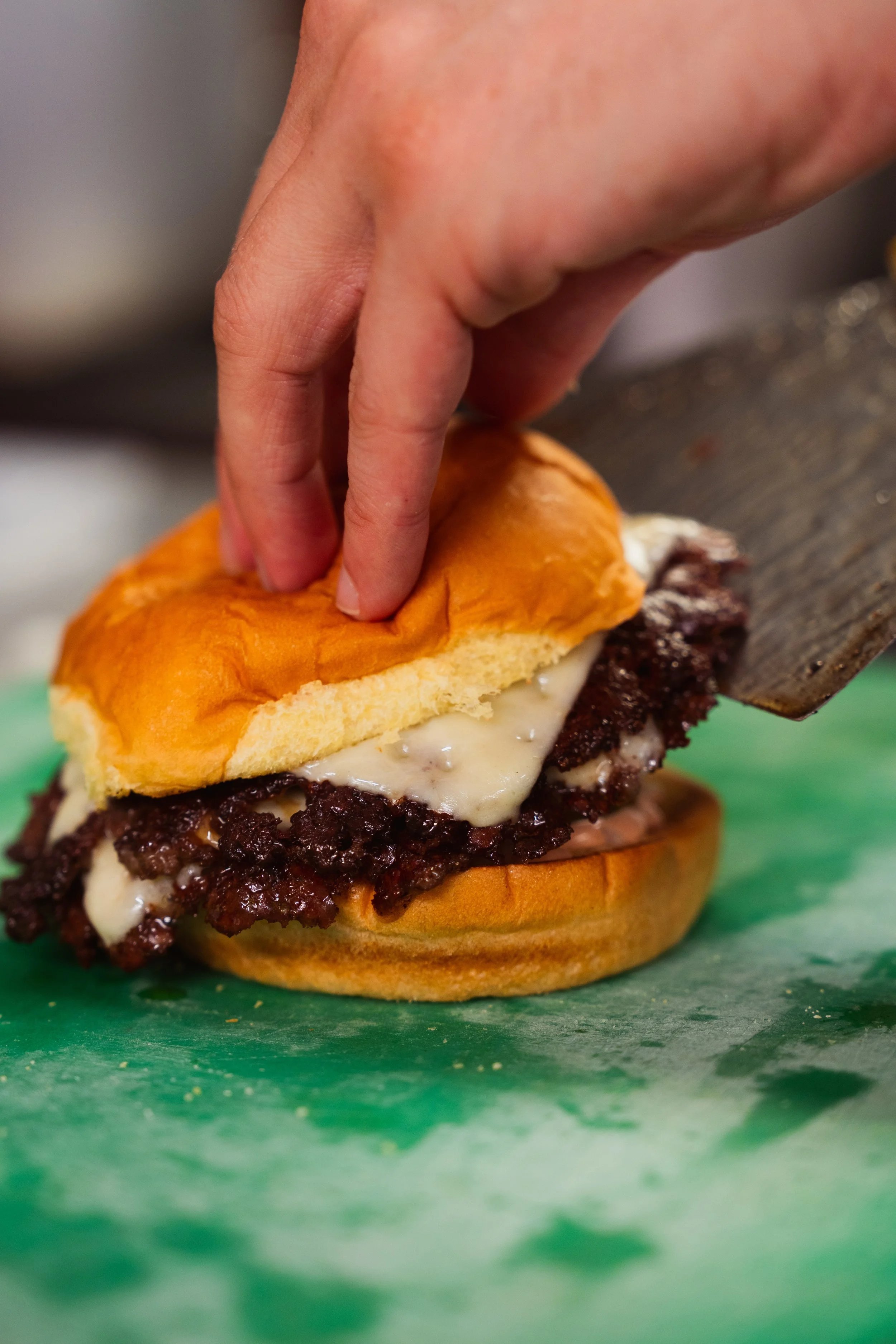 Chuck’s Brings Its Smashburger Cult to Fitzrovia