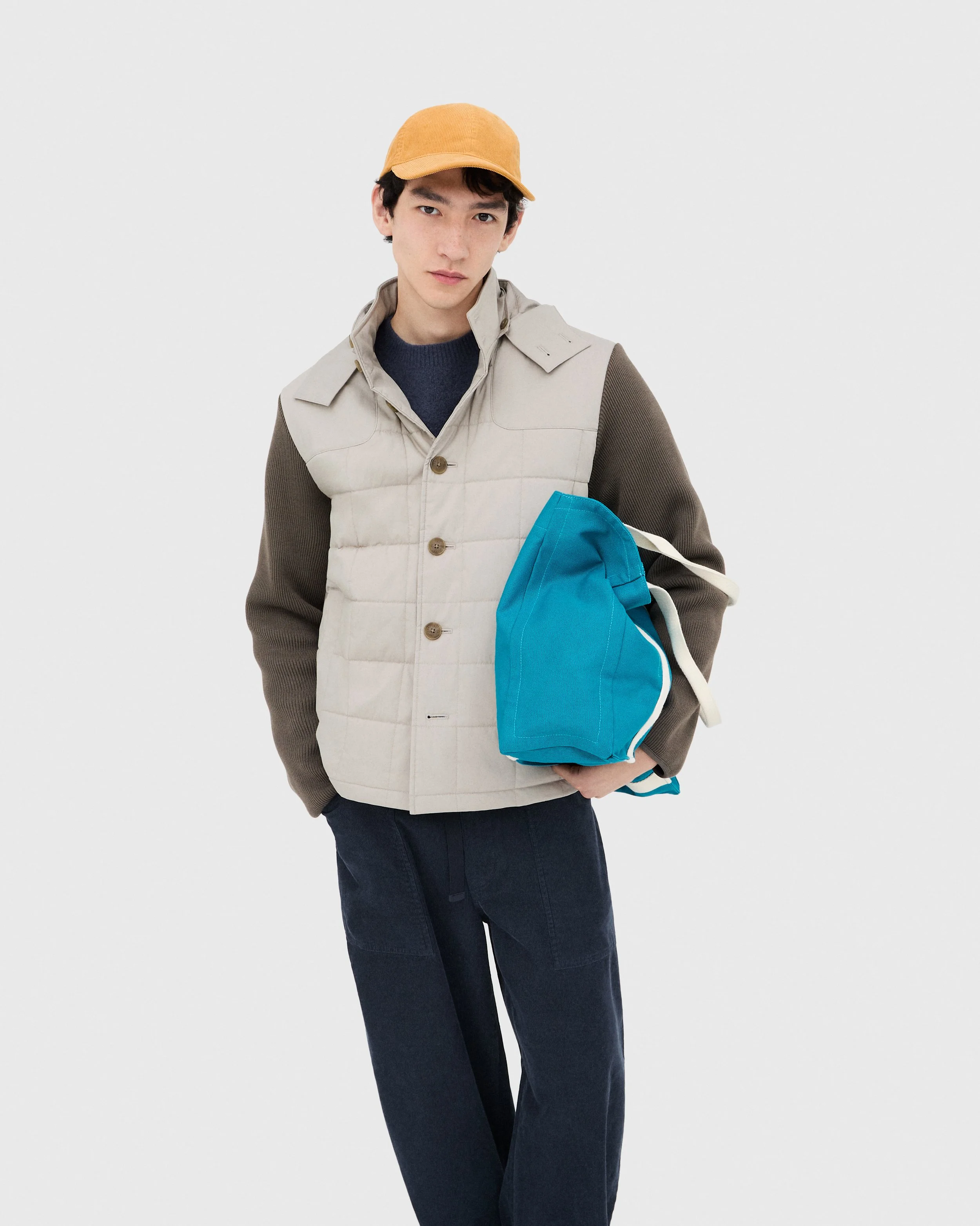 25617-BOLZONI-JWAxUNIQLO-FW25-02-0042_c-RGB-4x5.jpg