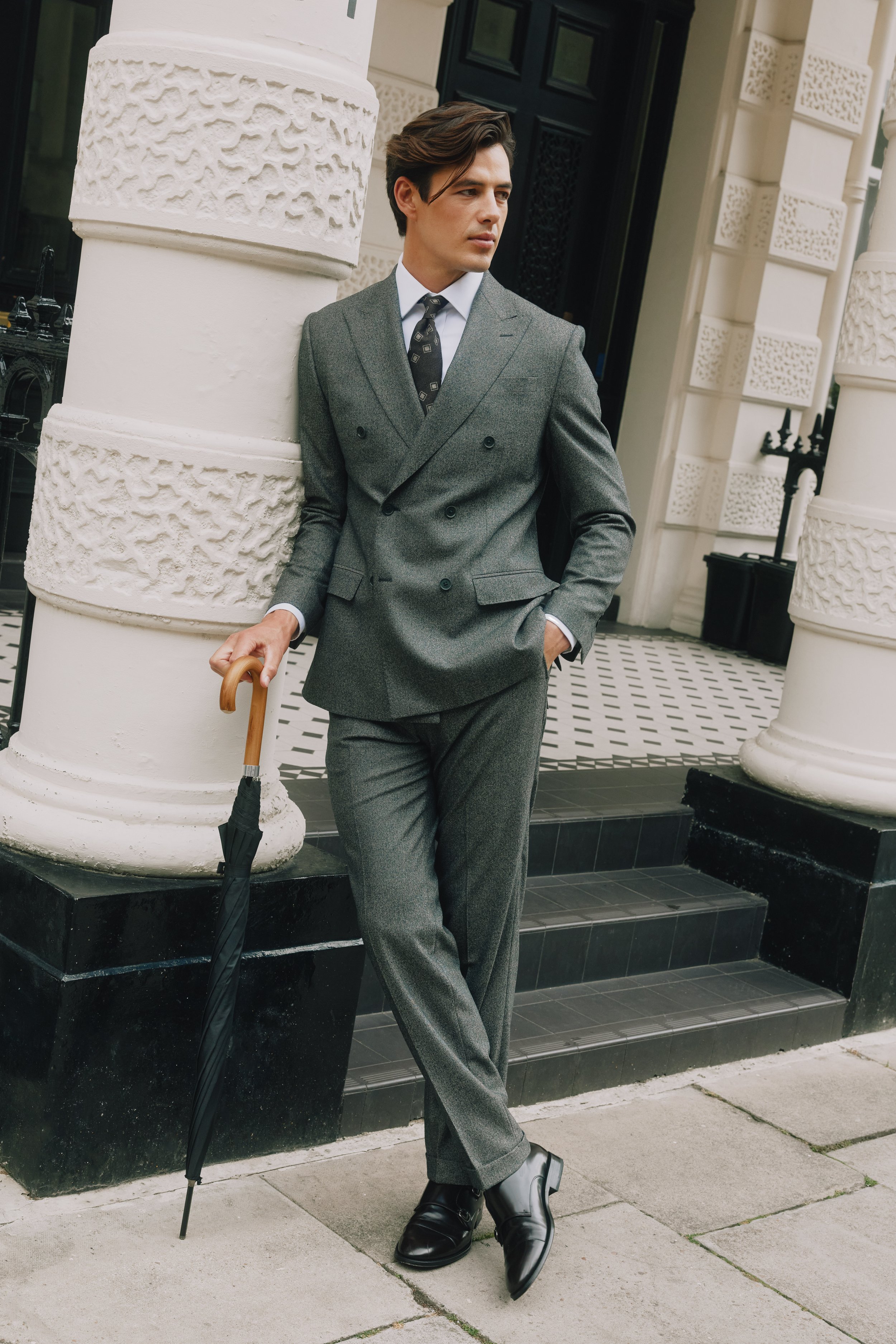 Hawes &amp; Curtis Returns to Its Roots with the 1913 Collection