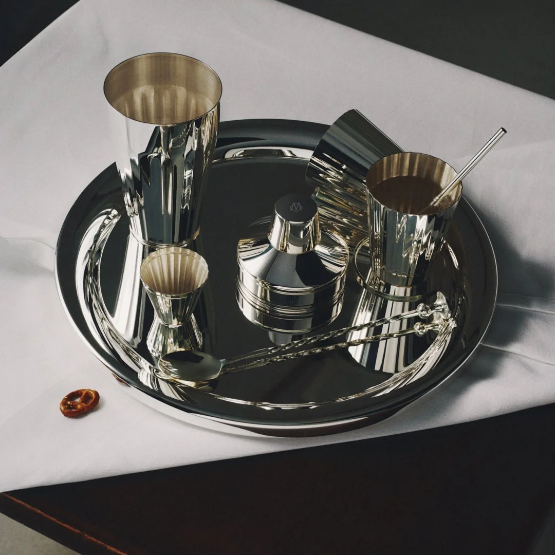 RIMOWA x ROBBE & BERKING_Cocktail_Case_Silver_1x1 (1).jpg