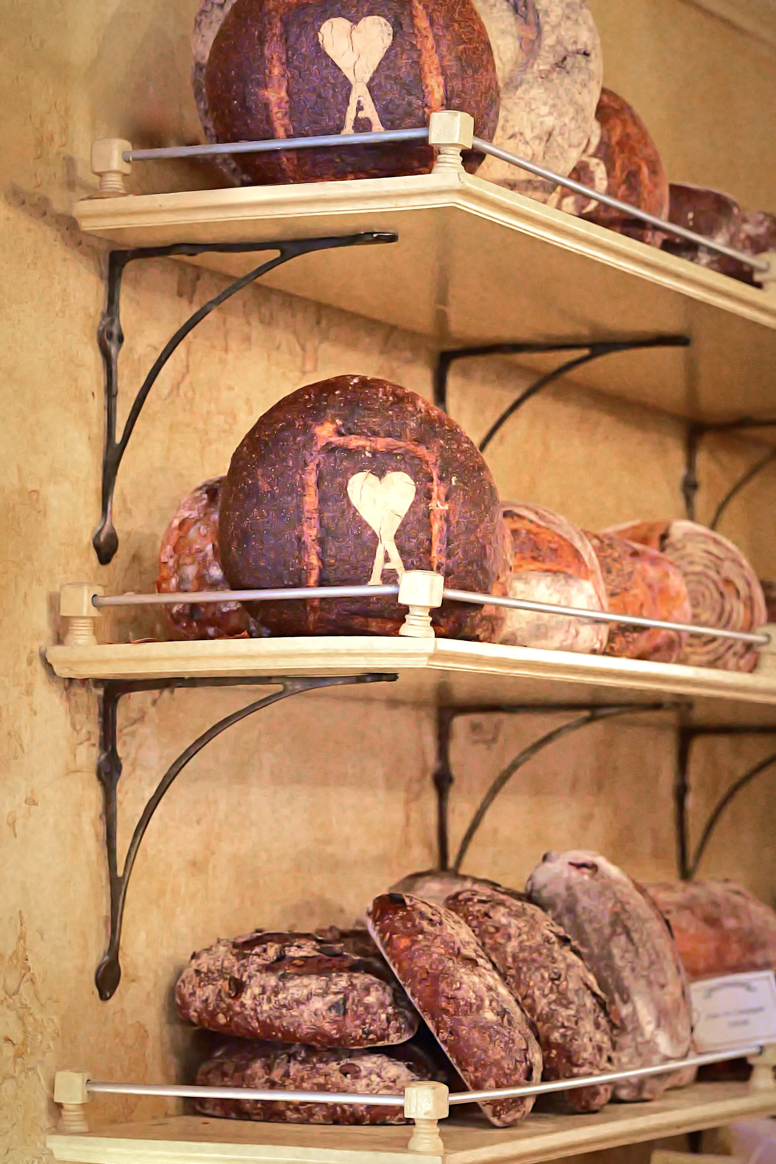 AMI PARIS_BALTHAZAR_IMAGE (6).jpg