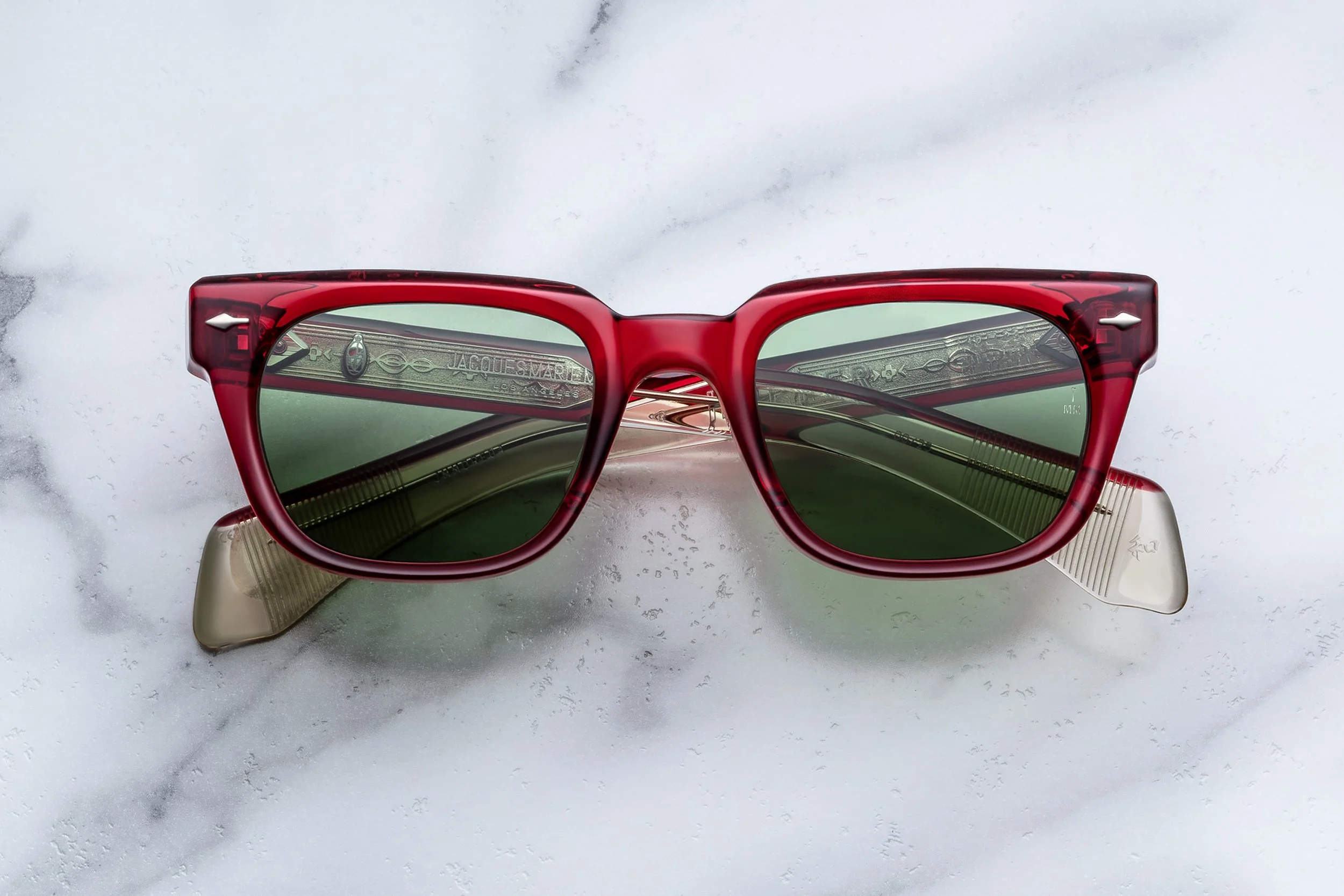 Dreamer_10Y_Maraschino_Front_Cropped_5377x3585.jpg