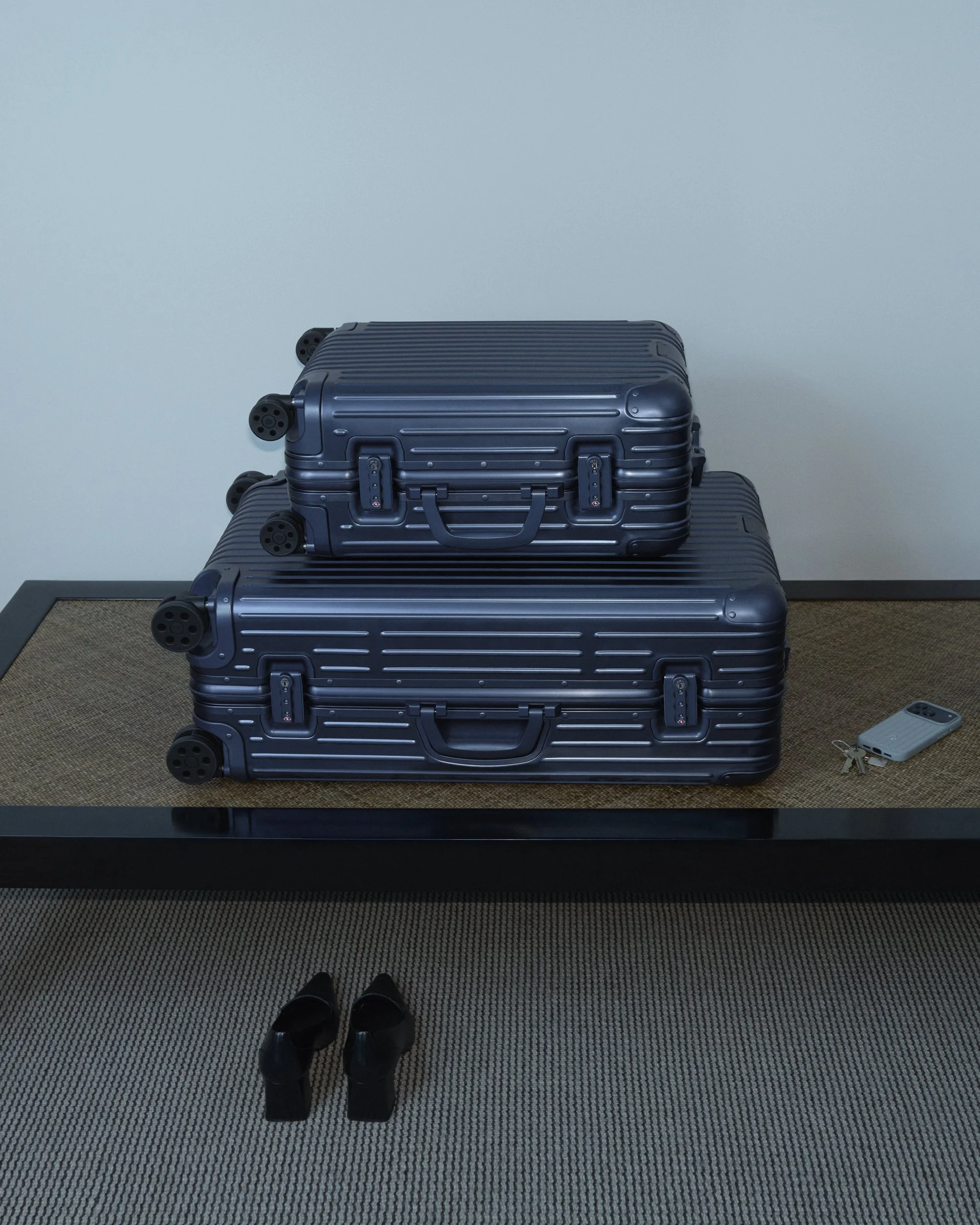 RIMOWA_Original_Ink Blue_Campaign_Still_4x5 (9).jpg