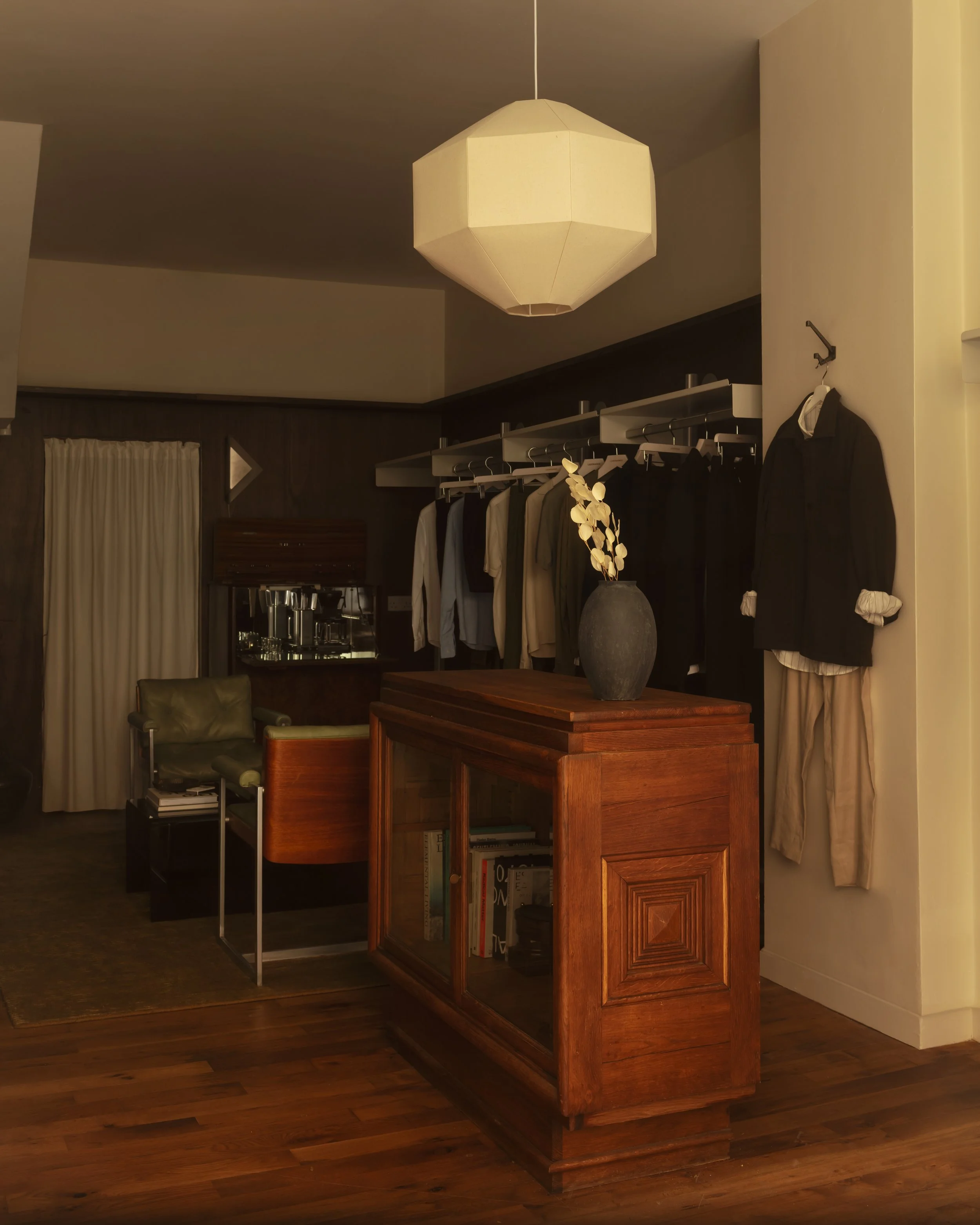 LESTRANGE-The-Apartment-Photo-Credit-Oskar-Proctor-08.jpg