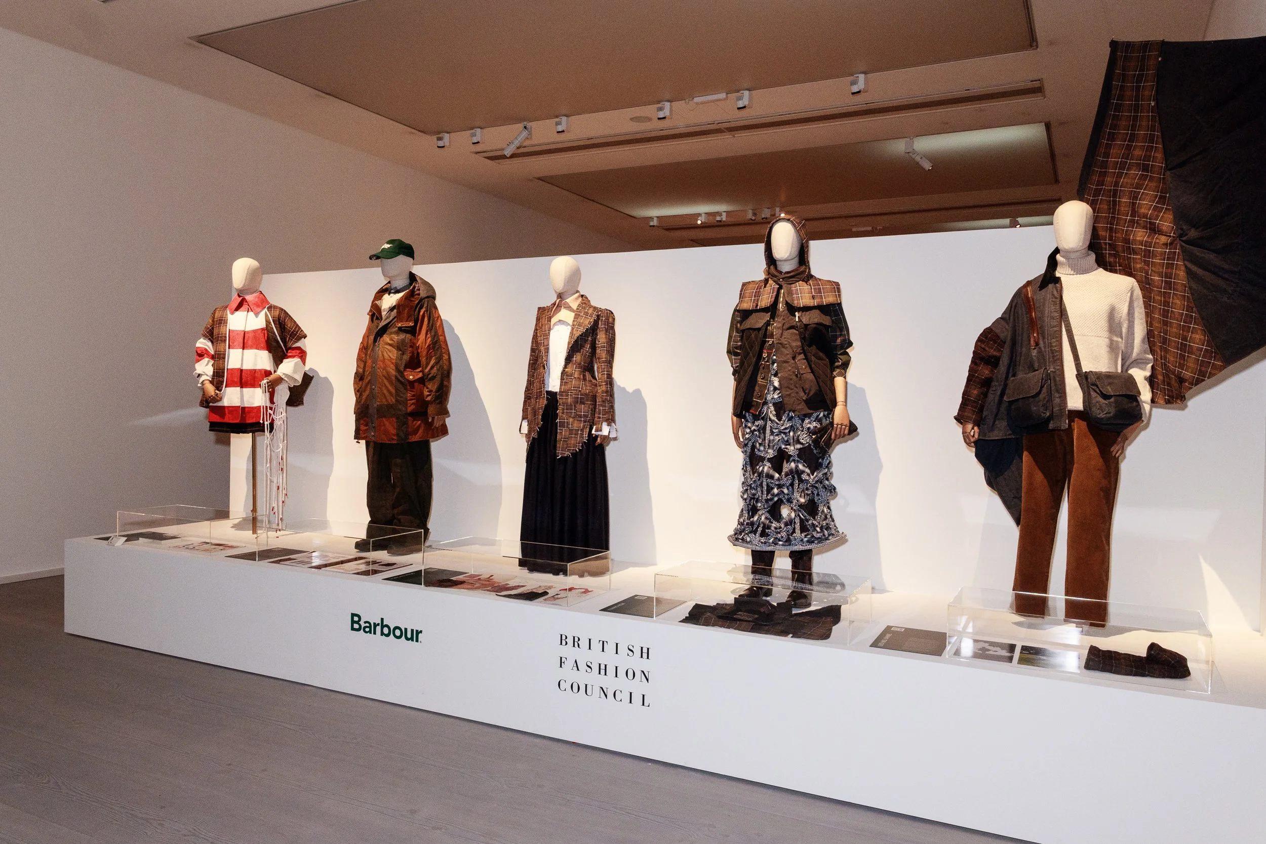 0041.barbour_saatchi_presentation_@jamesdkelly.L2204250.jpg