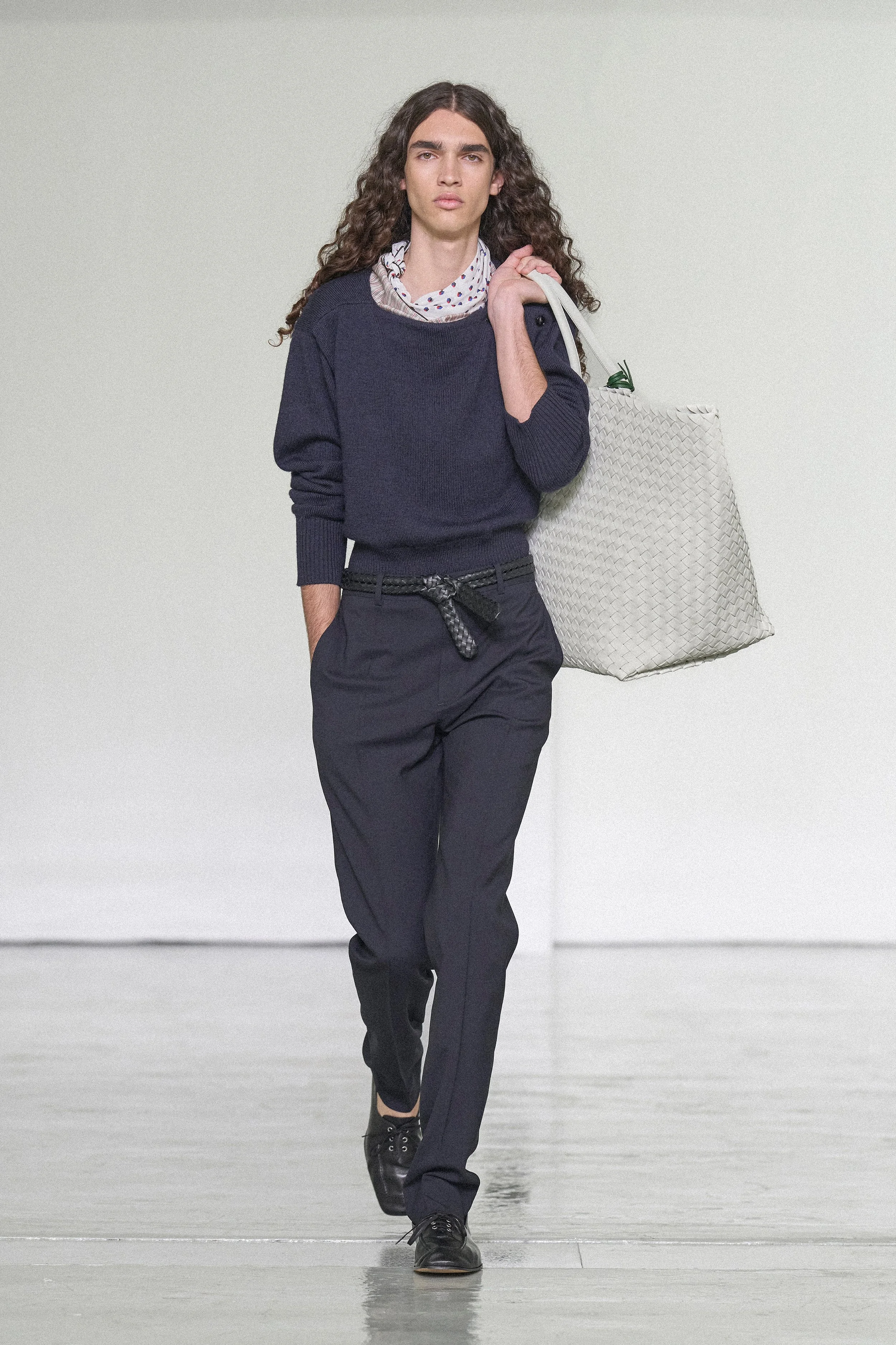 BOTTEGA VENETA - SUMMER 2027 - LOOK 13.jpg