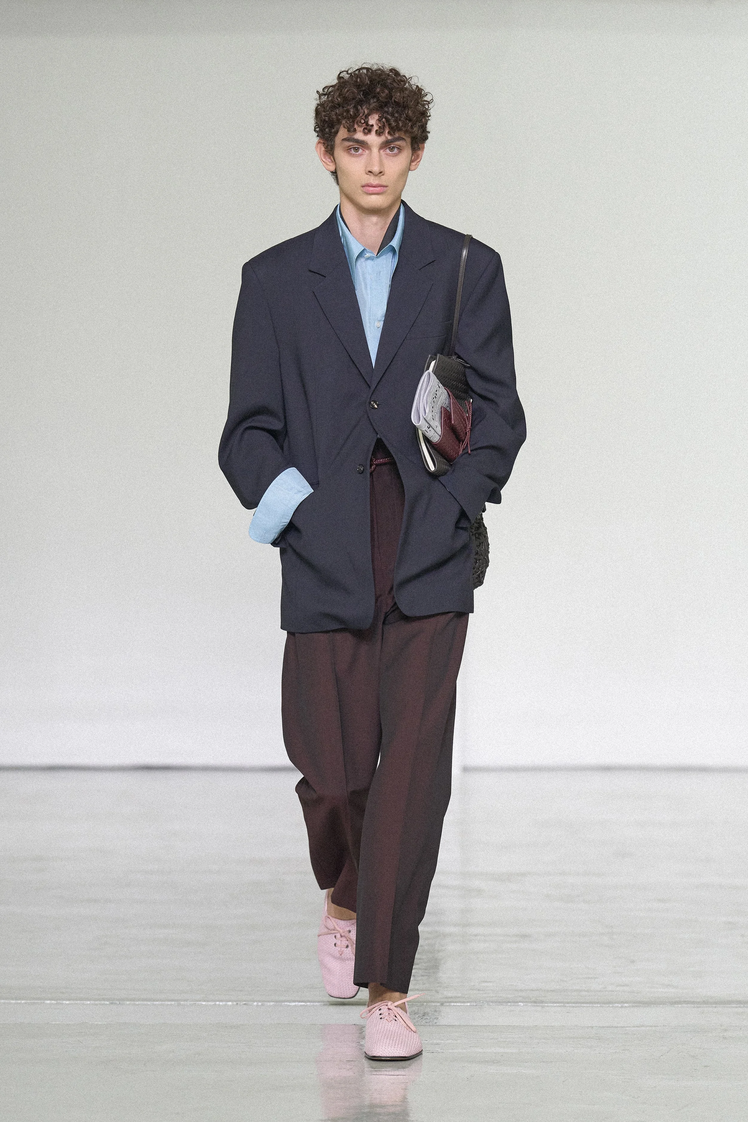 BOTTEGA VENETA - SUMMER 2027 - LOOK 15.jpg