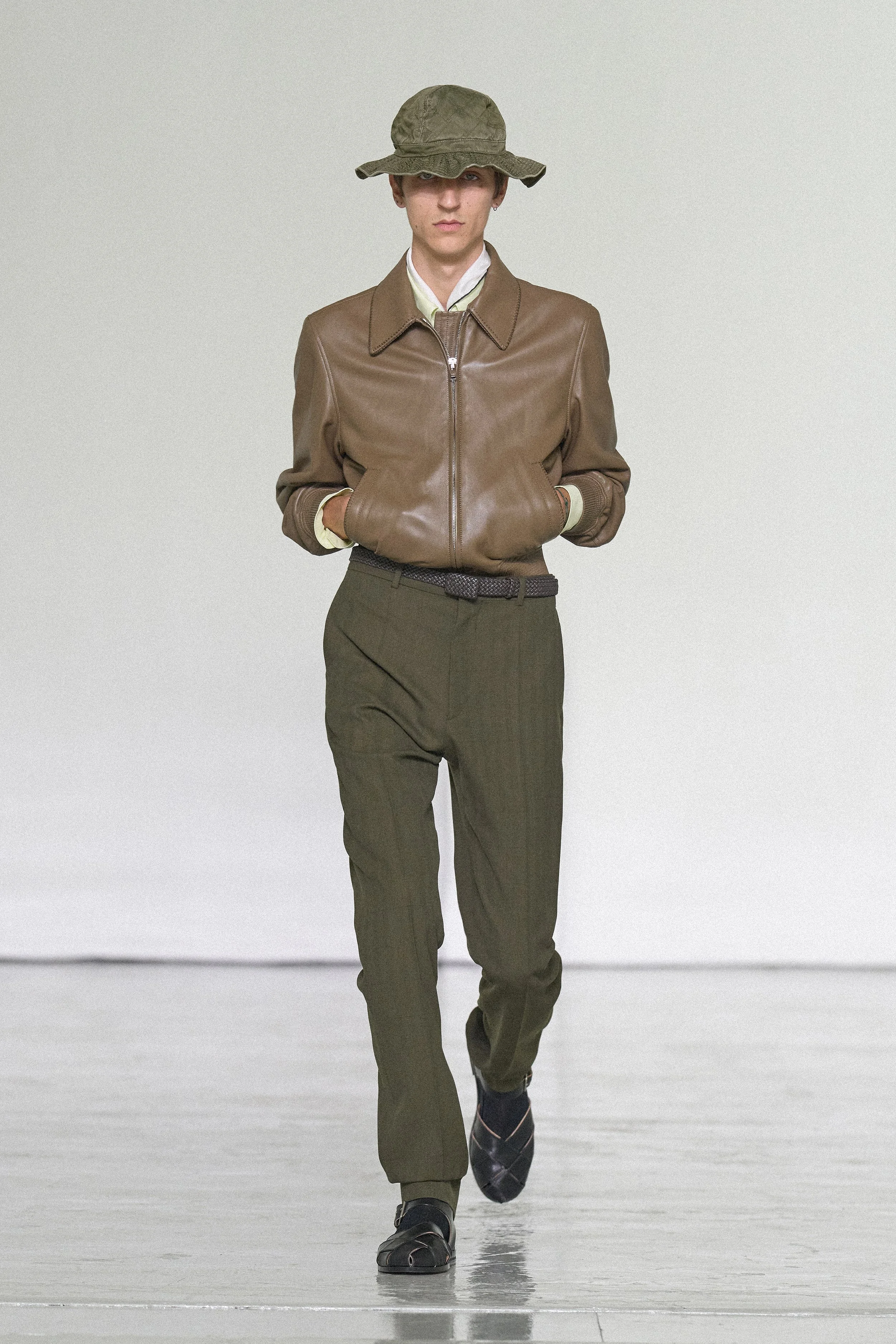 BOTTEGA VENETA - SUMMER 2027 - LOOK 22jpg.jpg