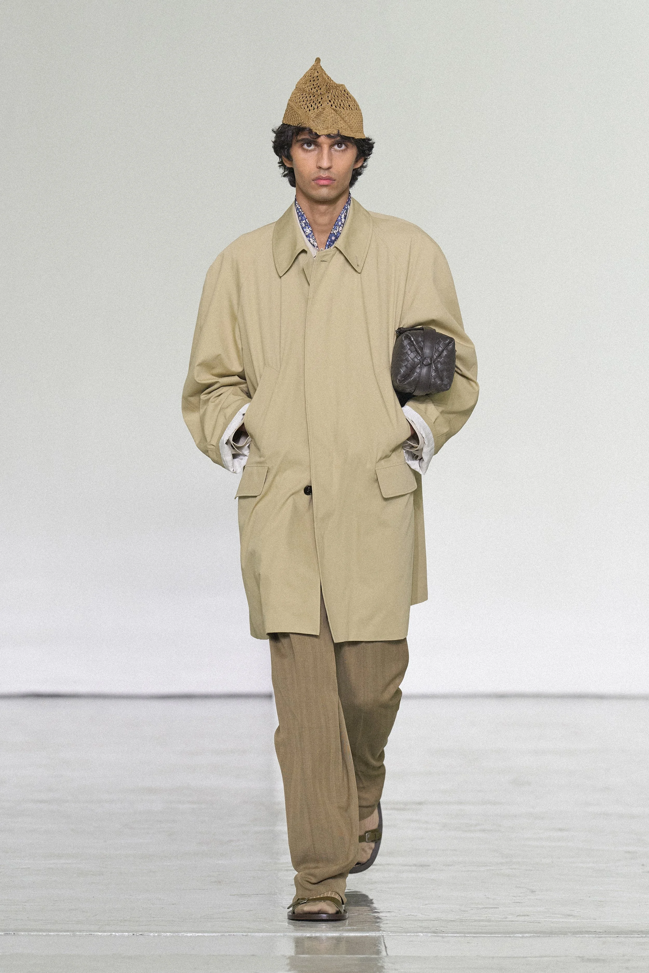 BOTTEGA VENETA - SUMMER 2027 - LOOK 25.jpg