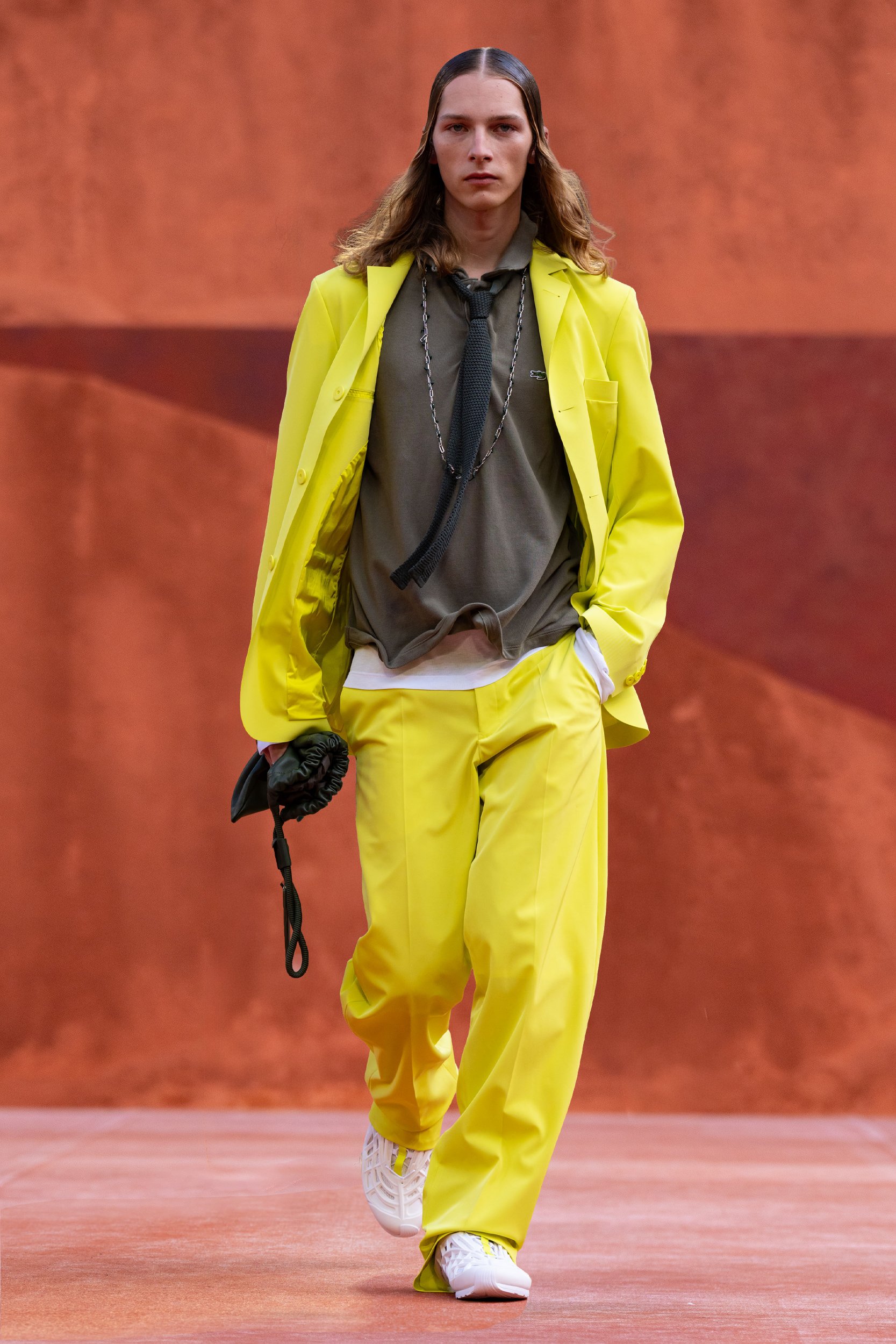 LACOSTE SS27 LOOK 40.jpg