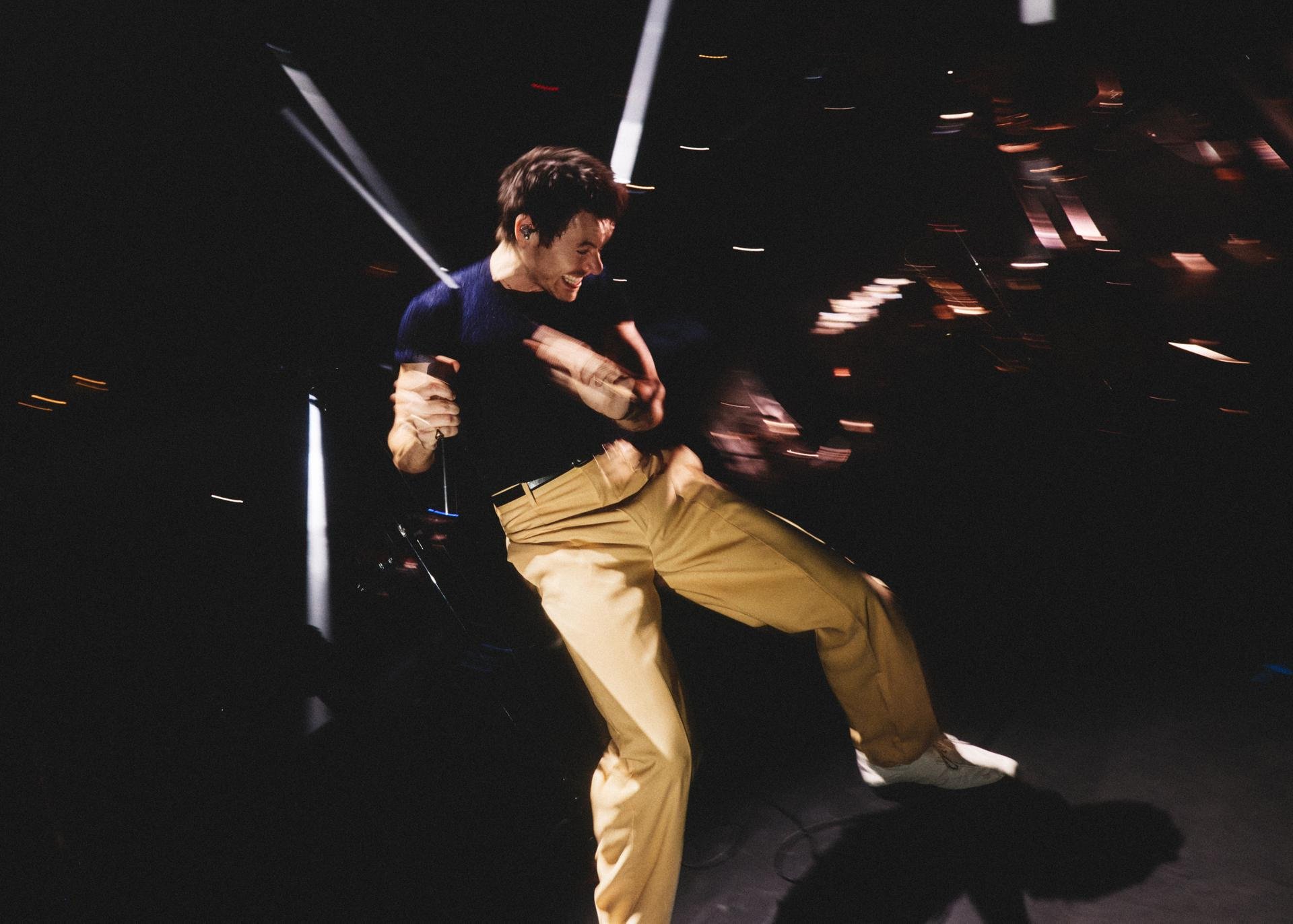 GET THE LOOK: Harry Styles Wears Bottega Veneta