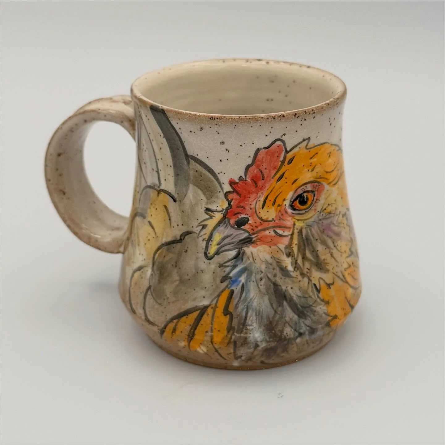 The @stlmugmarket happening this weekend! ☕️ Stop by @highlowstl on Sunday from 10-2pm and support local artists in your community! @tonyborchardtceramics and I co-created 20 mugs featuring our backyard flock. If chickens aren&rsquo;t your thing, lot