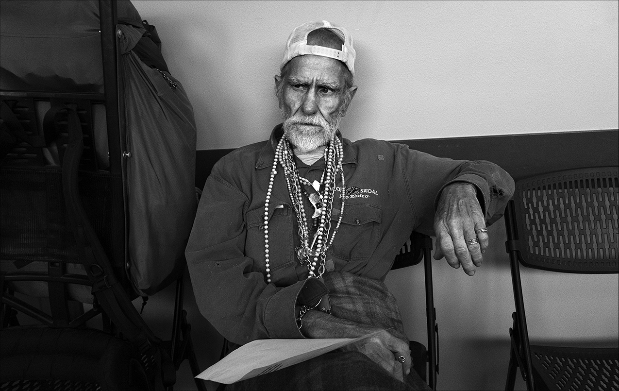 May 2017: After five nights of sleeping in the cold on concrete sidewalks, Walter is feeling exhausted as he waits at the Horizons Soup Kitchen for lunch to begin.